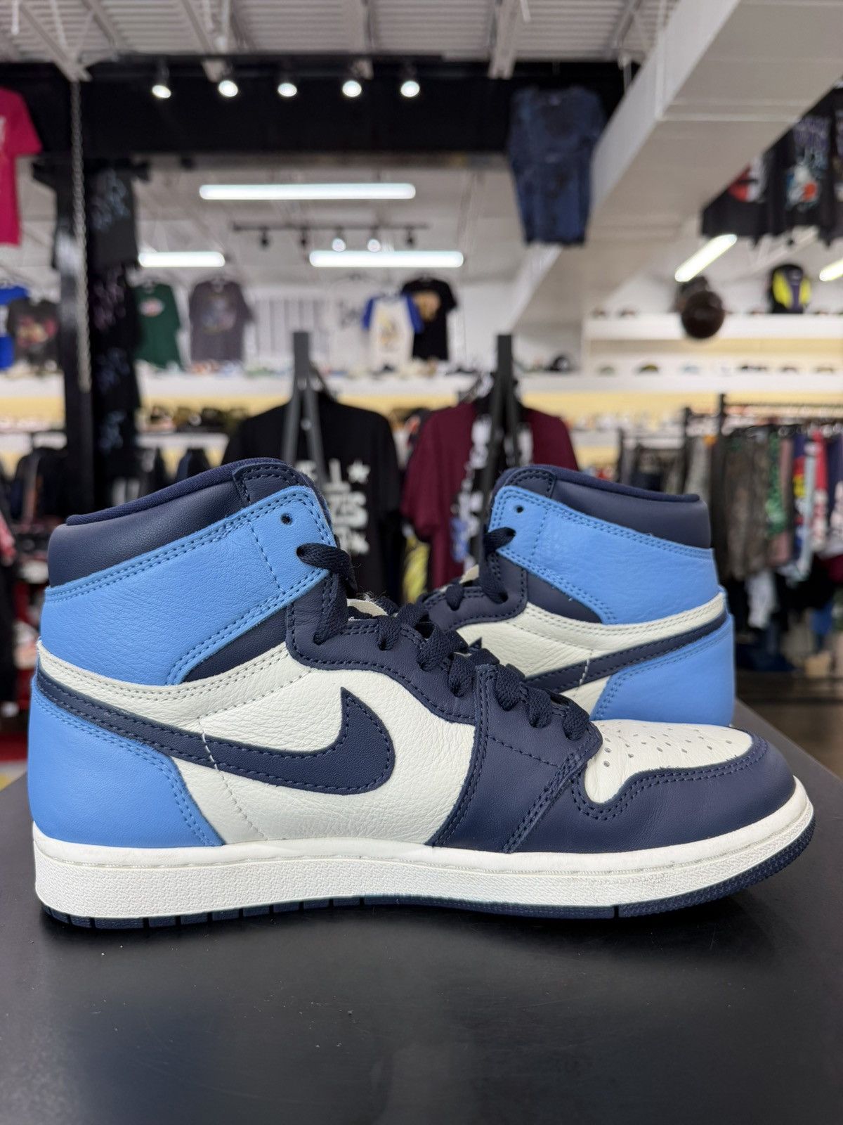 Jordan Brand Air Jordan 1 Obsidian Size 8 (2019) Size US 8 / EU 41 - 3 Thumbnail