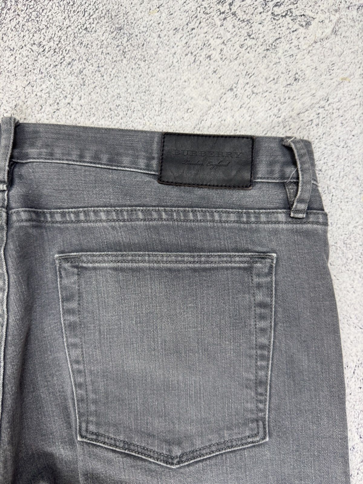 Burberry Burberry London England Straight Leg Grey Jeans Size 36x32 Size US 36 / EU 52 - 5 Thumbnail