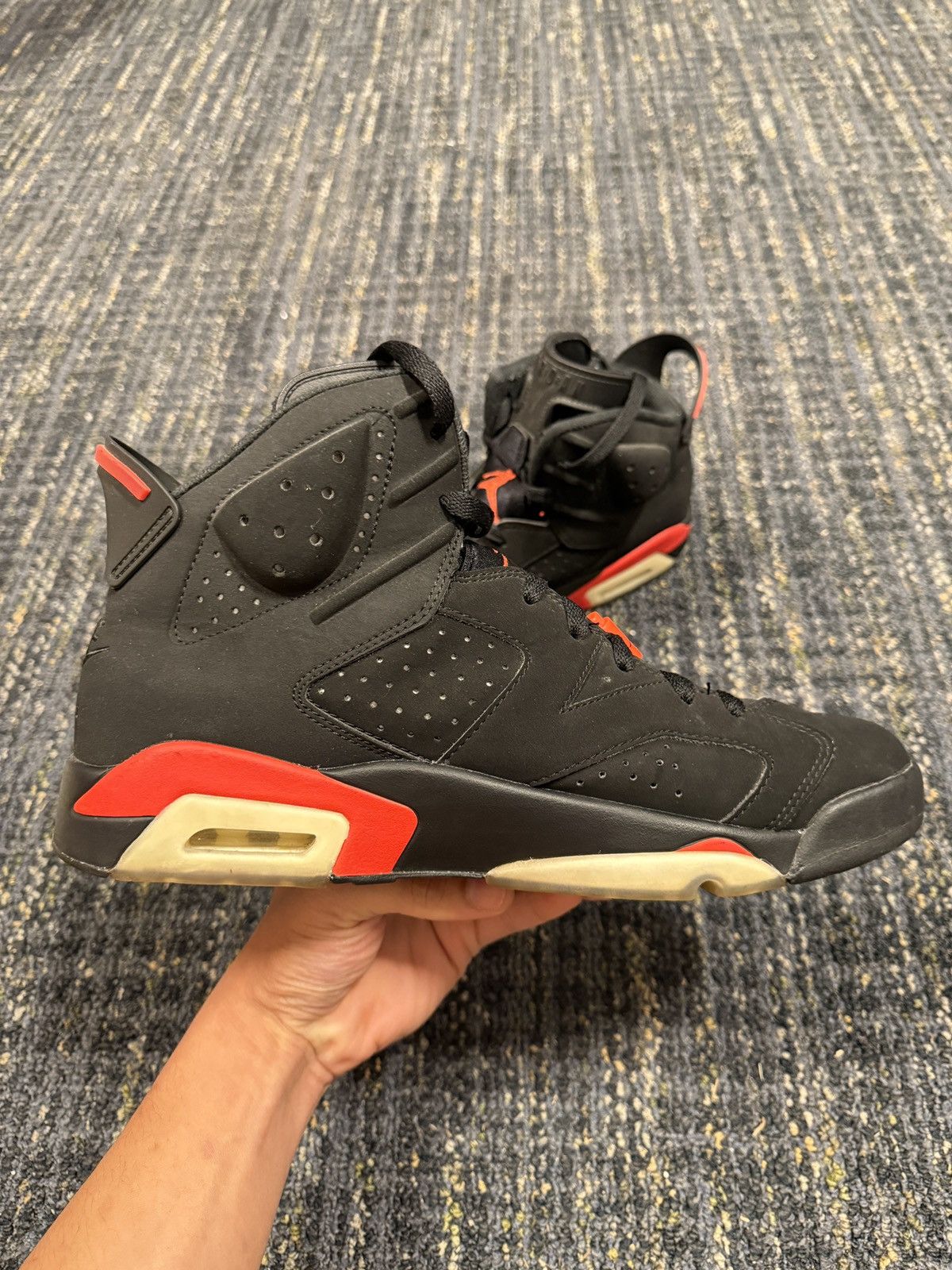 Jordan Brand Retro Jordan 6 Infrared Size 10.5 Size US 10.5 / EU 43-44 - 4 Thumbnail