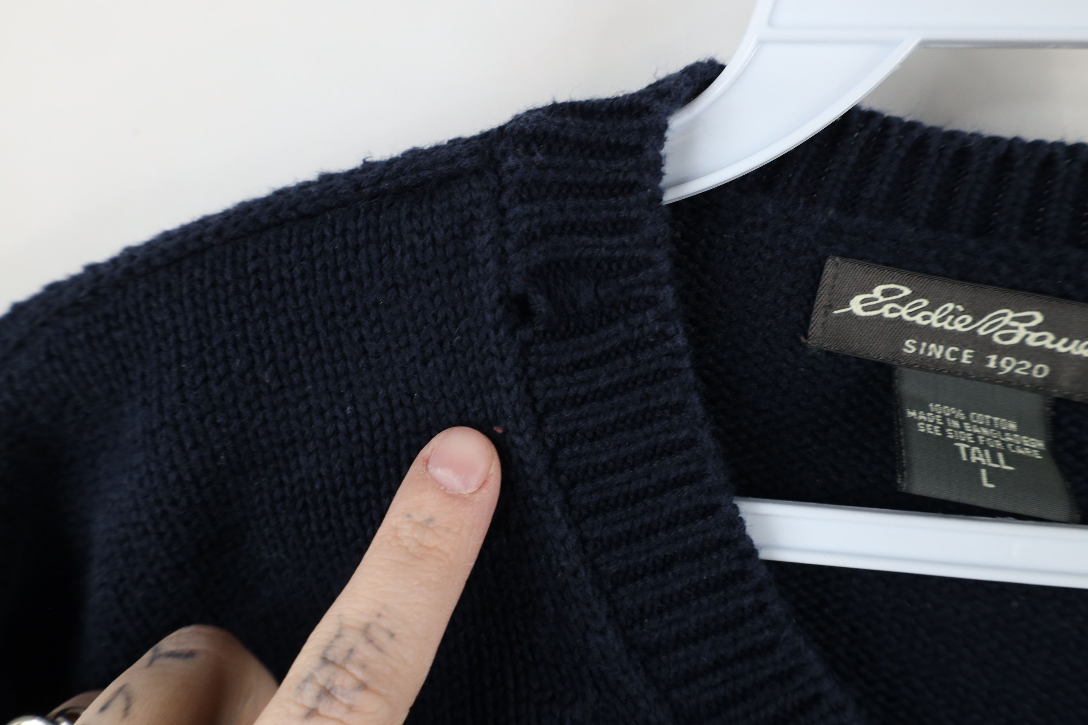 Eddie Bauer × Vintage Vintage Eddie Bauer Distressed Cotton Knit V-Neck Sweater Size US L / EU 52-54 / 3 - 5 Thumbnail