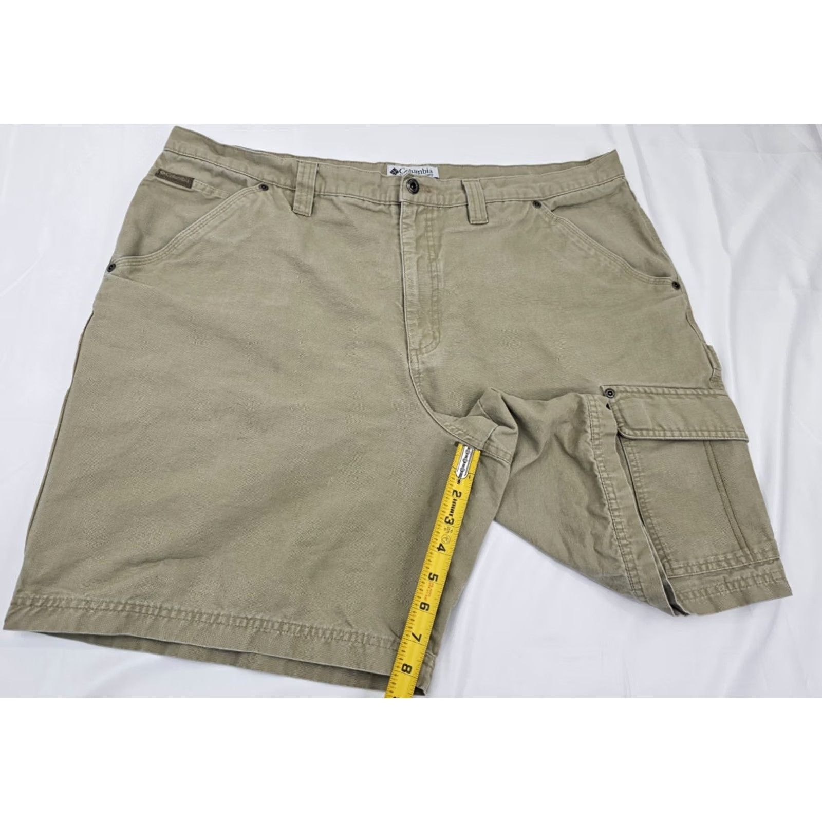 Vintage Columbia Shorts Men 42 Cargo Outdoor Hiking Beige Twill Cargo Pocket Pockets Casual, Travel, Workwear Mens 42 Beige Size US 42 / EU 58 - 3 Thumbnail