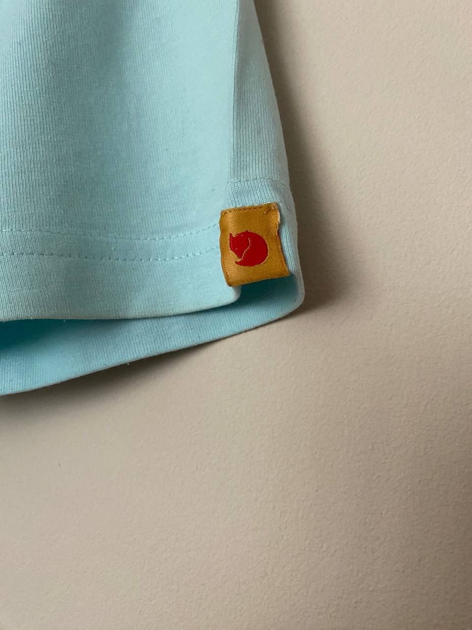 Arc'teryx × Fjallraven 🦊T-shirt logo Fjallraven streetwear size XL🦊 Size US XL / EU 56 / 4 - 3 Thumbnail