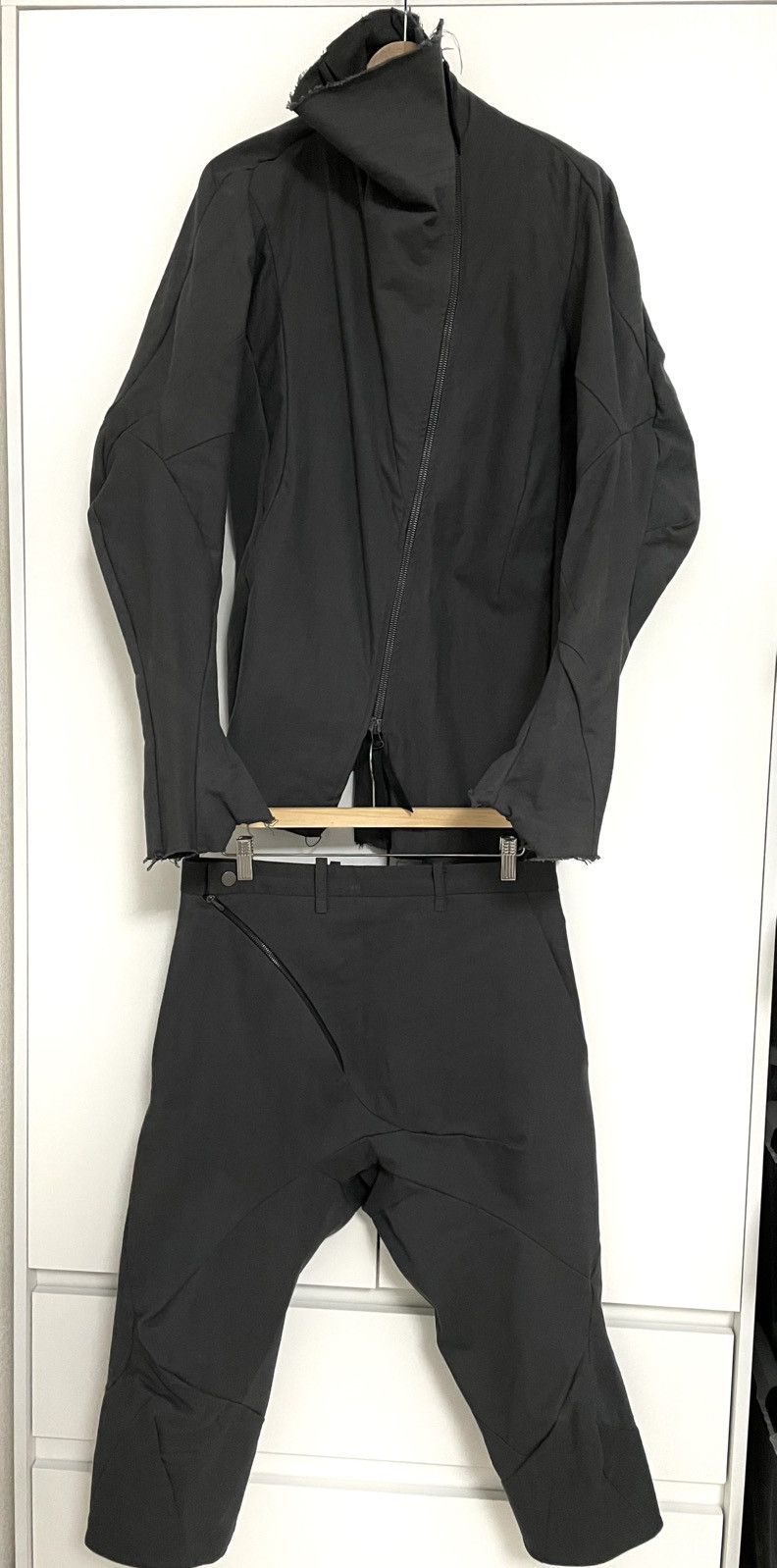 Leon Emanuel Blanck Leon Emanuel Blanck Distortion Cropped Drop Crotch Trousers Size US 32 / EU 48 - 3 Thumbnail