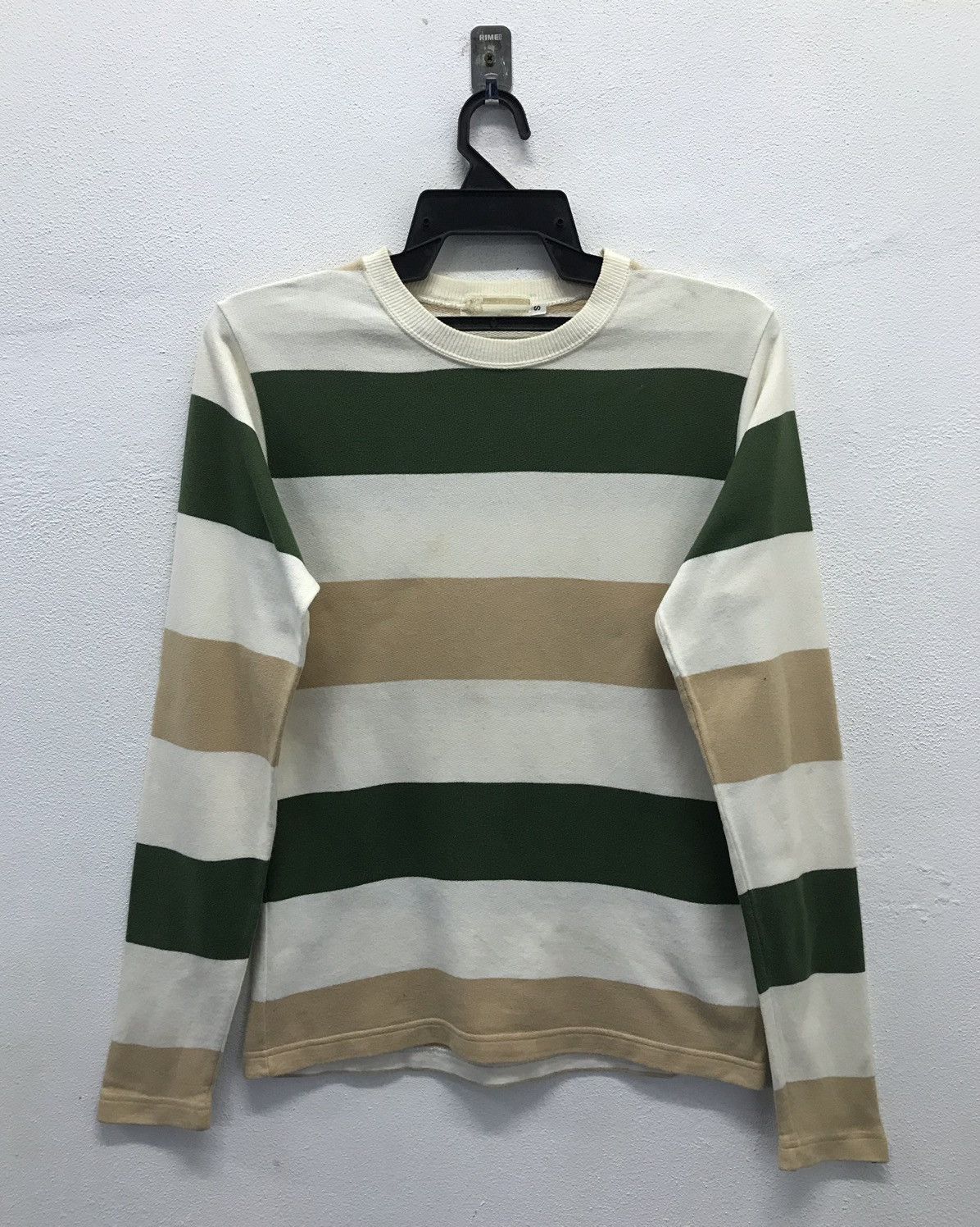 Bape Vintage A Bathing Ape Made In Japan Sweatshirt Size US S / EU 44-46 / 1 - 1 Thumbnail