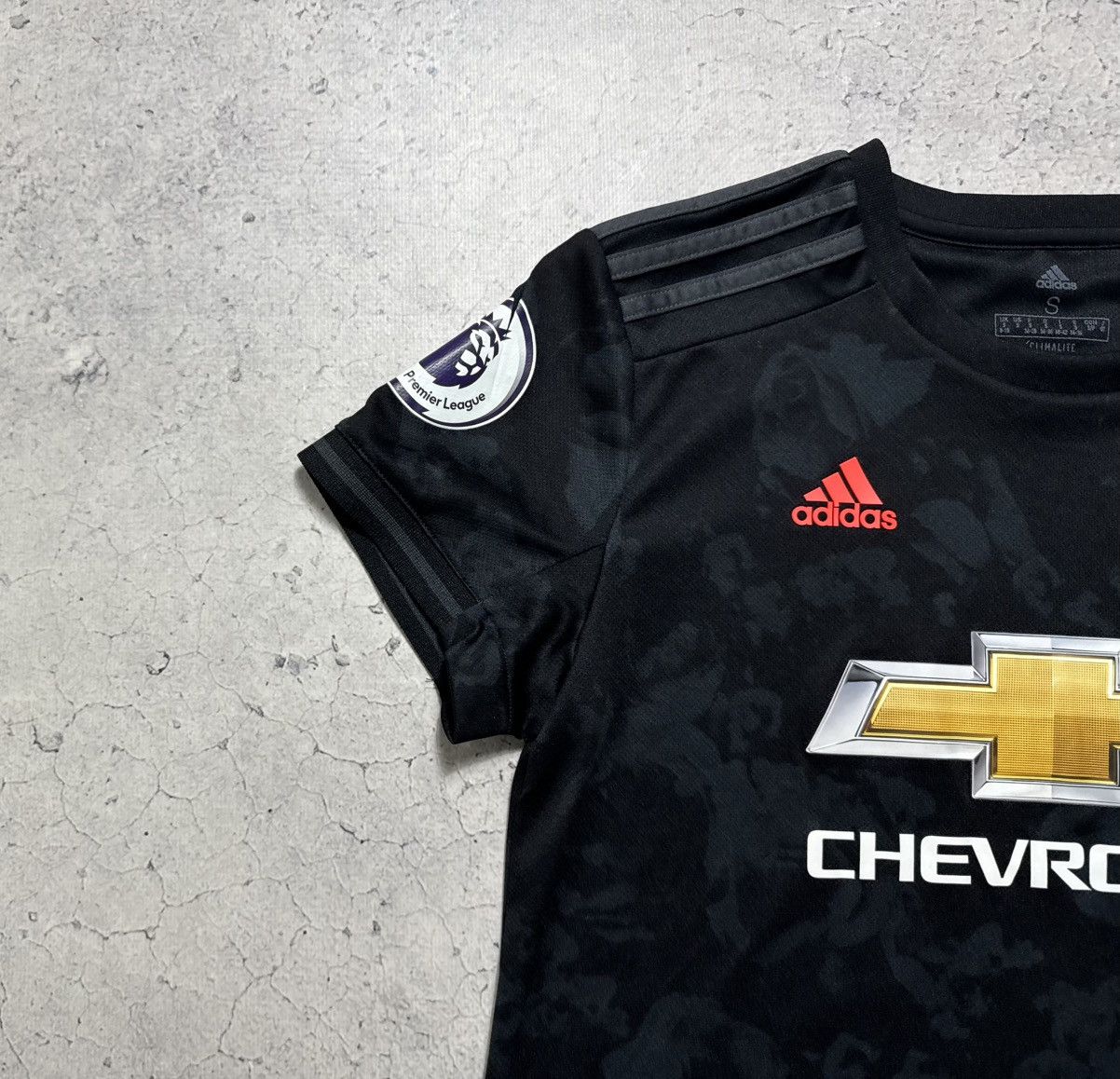 Adidas Adidas FC Manchester United 2019/2020 Soccer Jersey Size US S / EU 44-46 / 1 - 5 Thumbnail