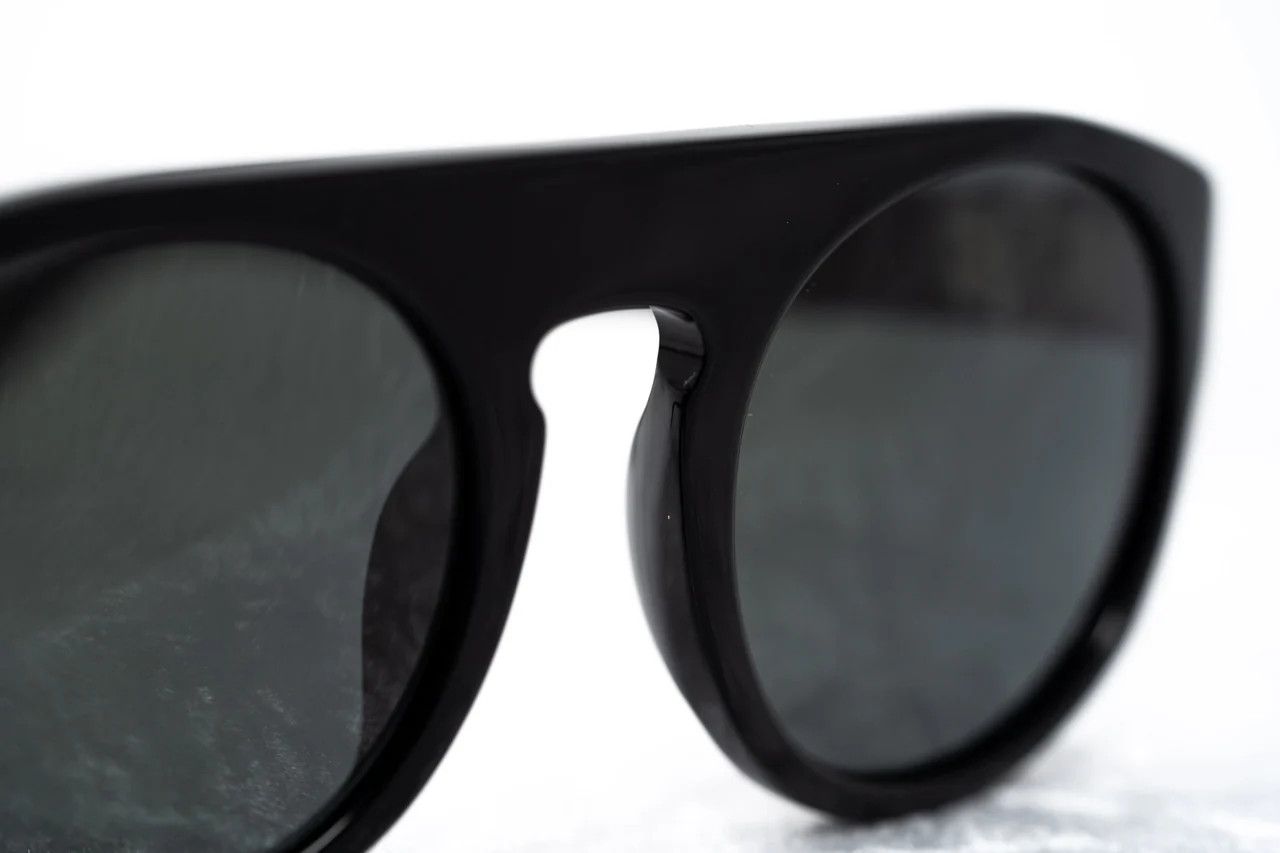 Ann Demeulemeester Ann Demeulemeester Sunglasses Flat Black and Grey Gradient Size ONE SIZE - 9 Thumbnail