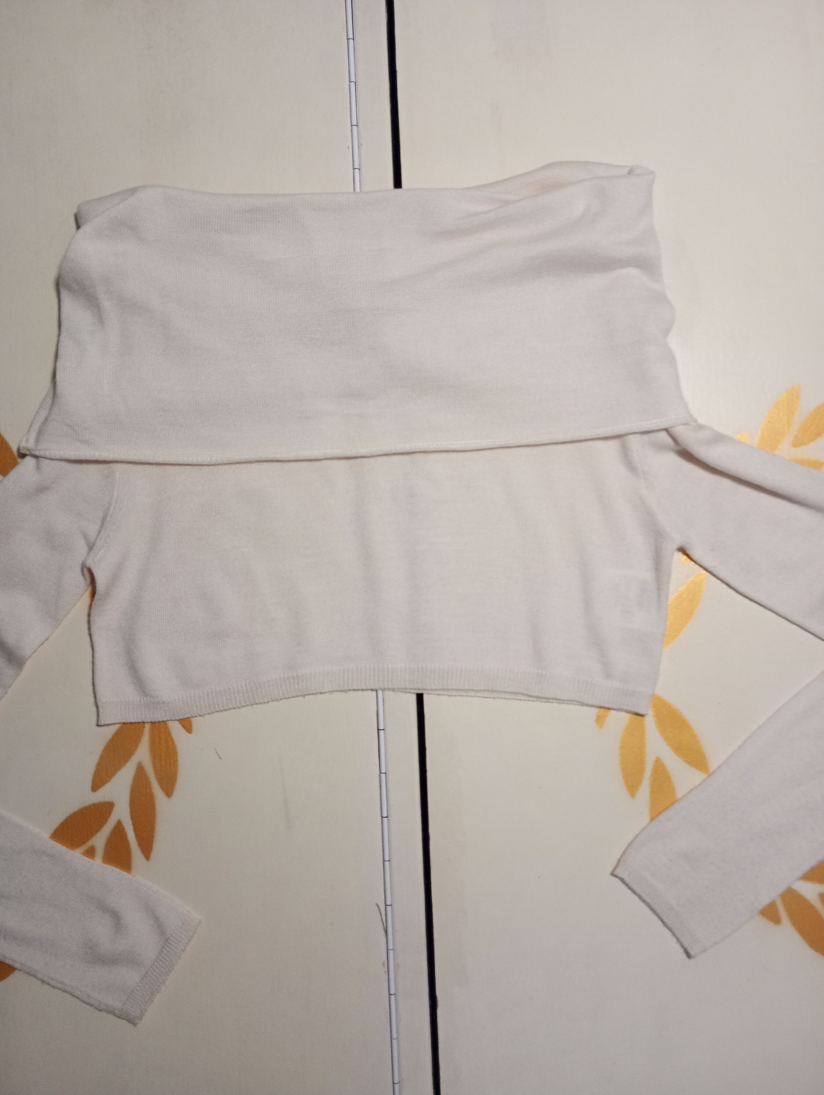 Designer × Dolce & Gabbana Dolce & Gabbana Crop Top White Size S / US 4 / IT 40 - 4 Thumbnail