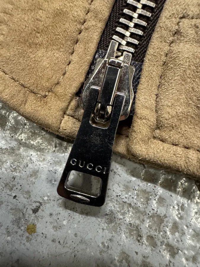 Gucci SS2004 Gucci Asymmetrical Multi Zips Biker Beige Suede Leather Jacket Size US S / EU 44-46 / 1 - 8 Thumbnail