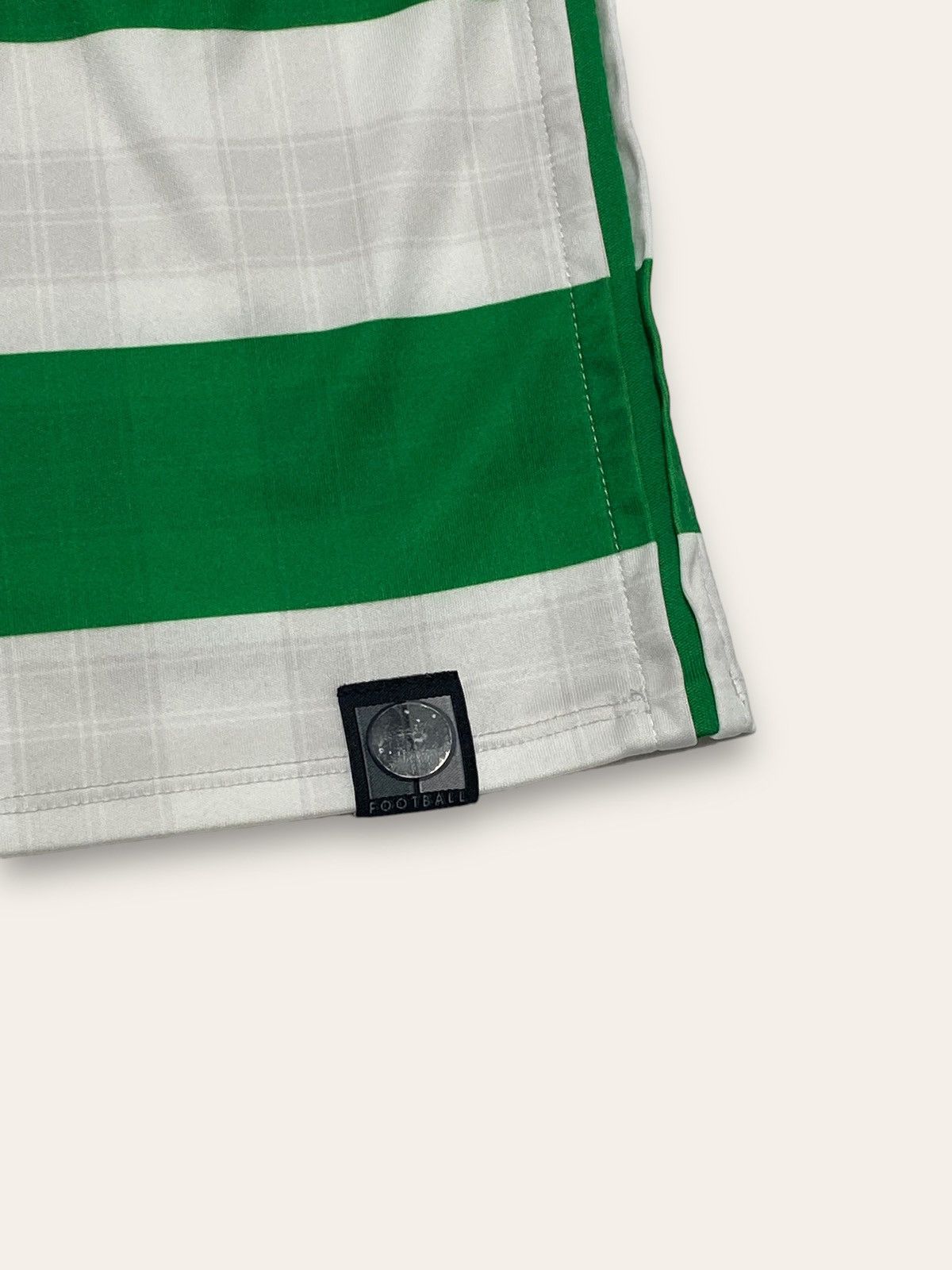 New Balance Vintage CELTICS FC NEW BALANCE GREEN WHITE STRIPED JERSEY Size US L / EU 52-54 / 3 - 3 Thumbnail