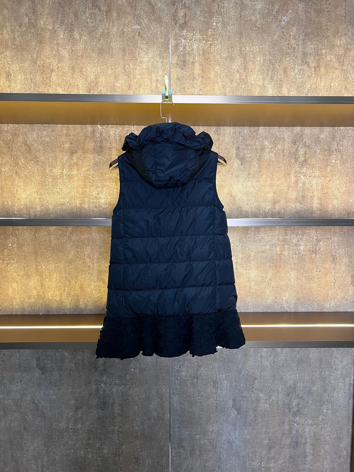 Moncler Moncler Down Vest Size US S / EU 44-46 / 1 - 2 Thumbnail