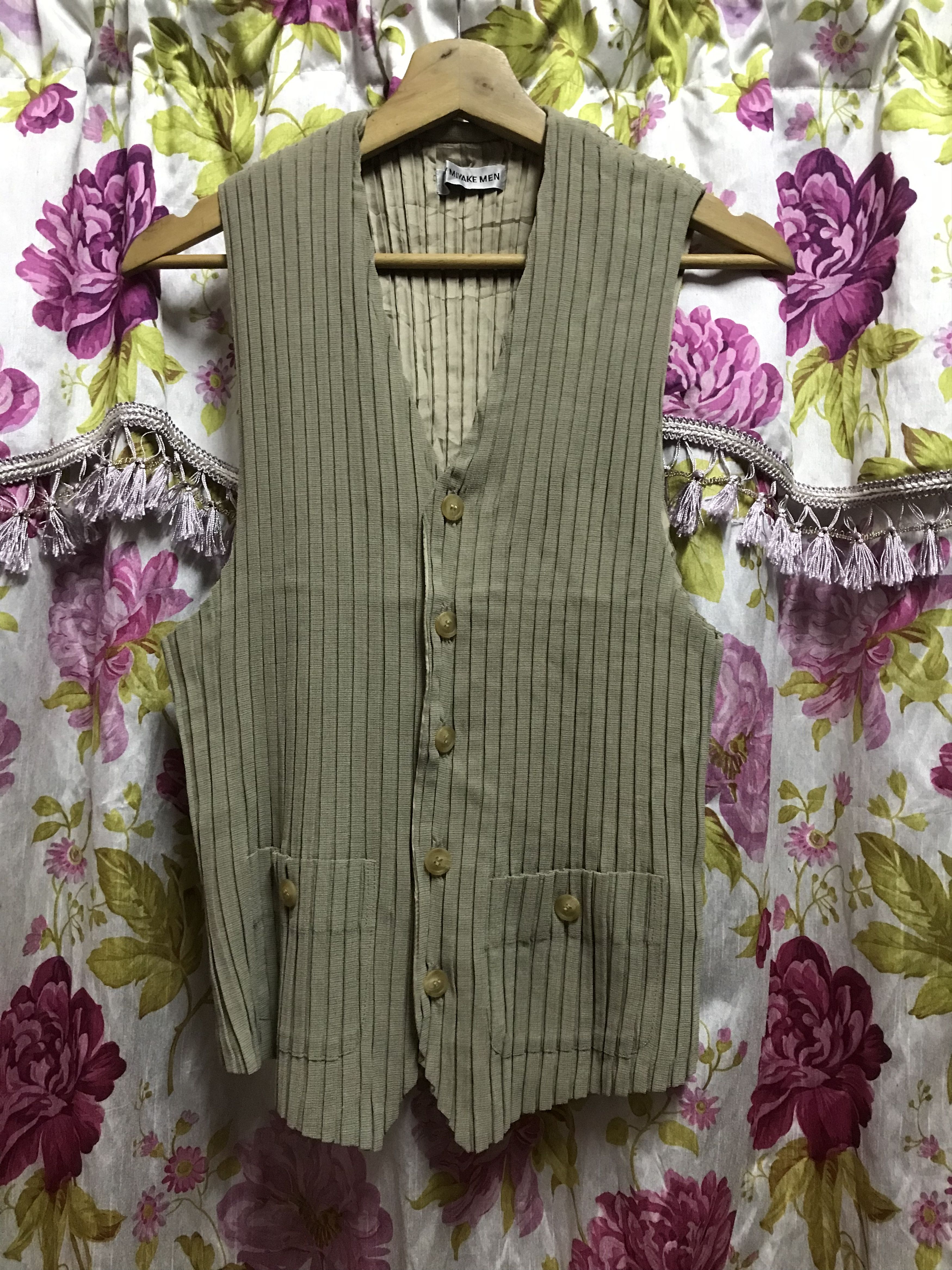 Issey Miyake Authentic Issey Miyake Men Pletse pletse Size US M / EU 48-50 / 2 - 1 Thumbnail