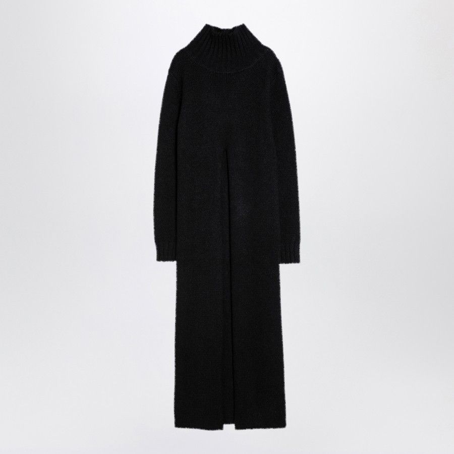 o1d2blof0824 Turtleneck Dress in Black
