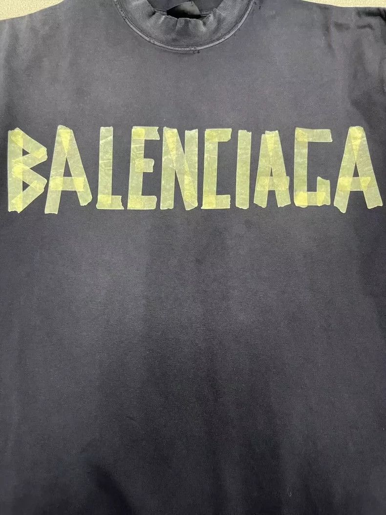 Balenciaga Balenciaga SS24 Taped Letter Logo Printed Jersey Crew Neck Size US XS / EU 42 / 0 - 3 Thumbnail