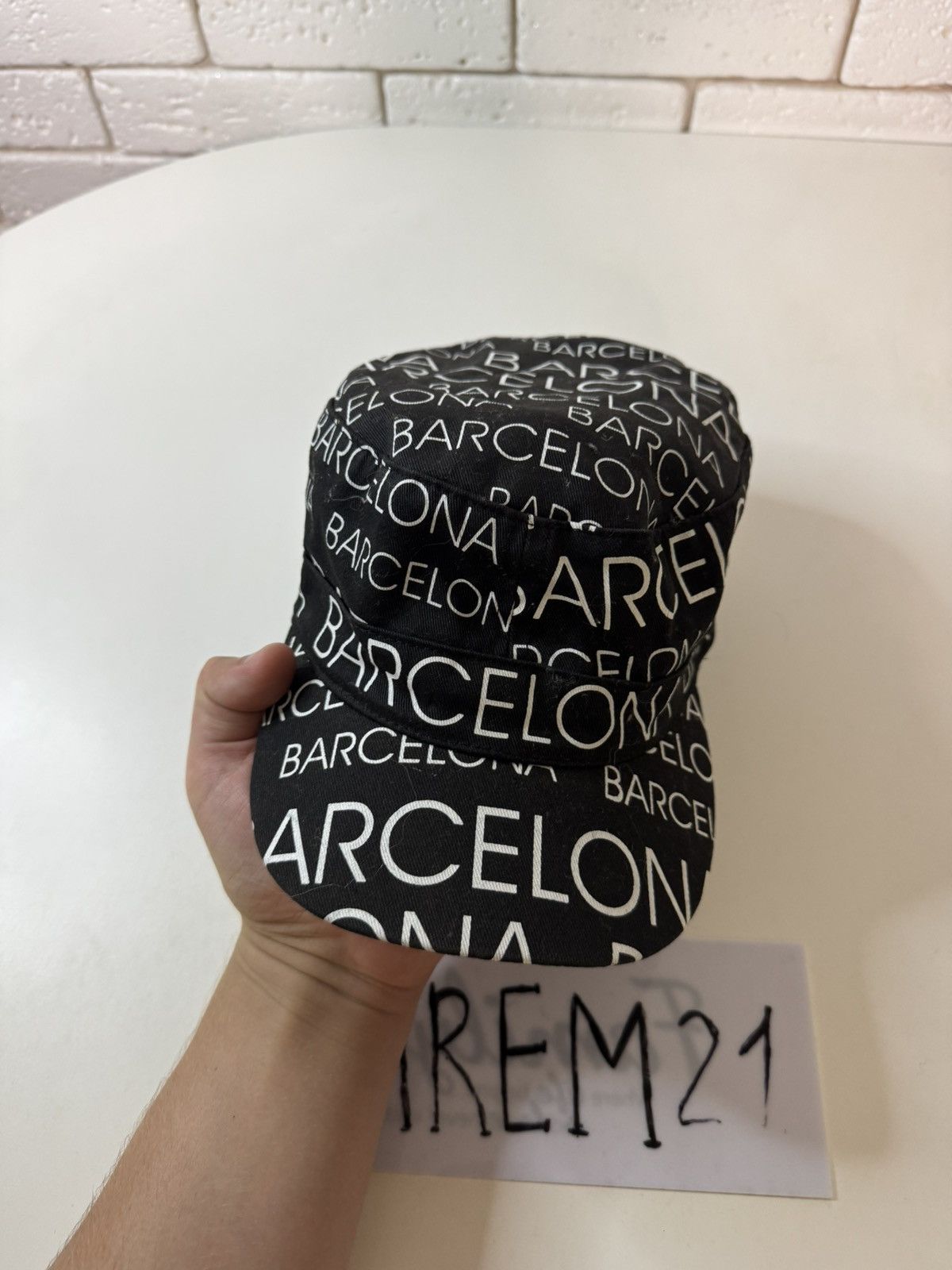 Robin Ruth Robin Ruth Barcelona cap hat Size ONE SIZE - 2 Thumbnail