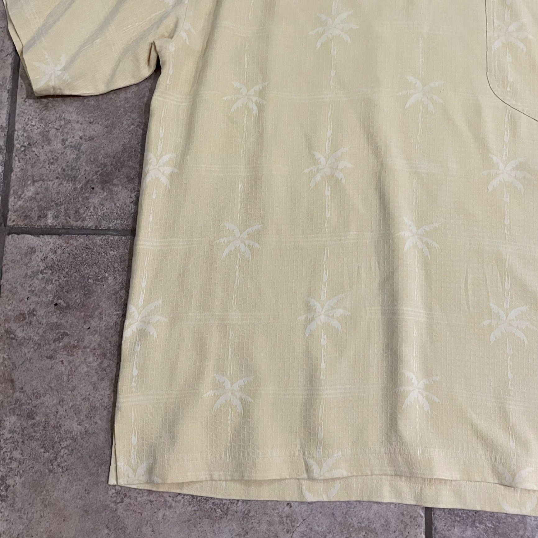 Tommy Bahama VINTAGE Tommy Bahama Polo Shirt Mens Large Hawaiian 100% Silk Yellow Size US L / EU 52-54 / 3 - 3 Thumbnail