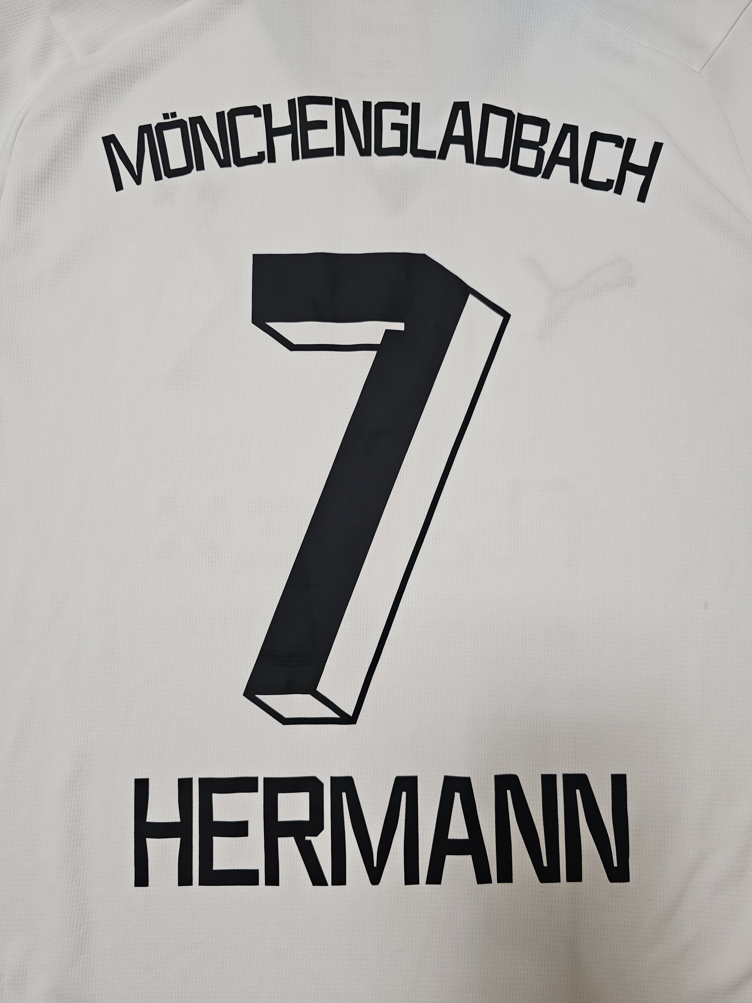 Puma BORUSSIA MONCHENGLADBACH 2024 HERMANN FOOTBALL SHIRT SOCCER Size US M / EU 48-50 / 2 - 5 Thumbnail