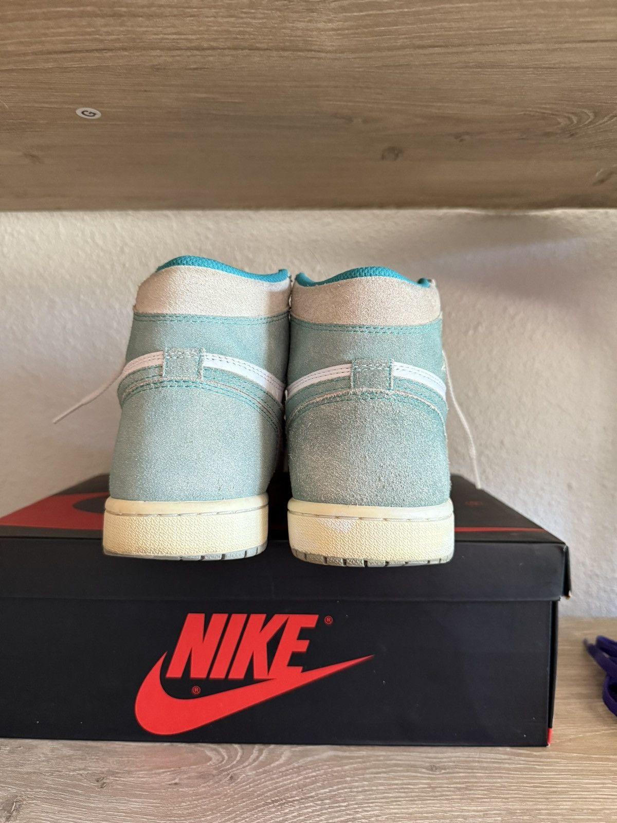 Nike NIKE AIR JORDAN RETRO 1 TURBO GREEN Size US 8.5 / EU 41-42 - 5 Thumbnail