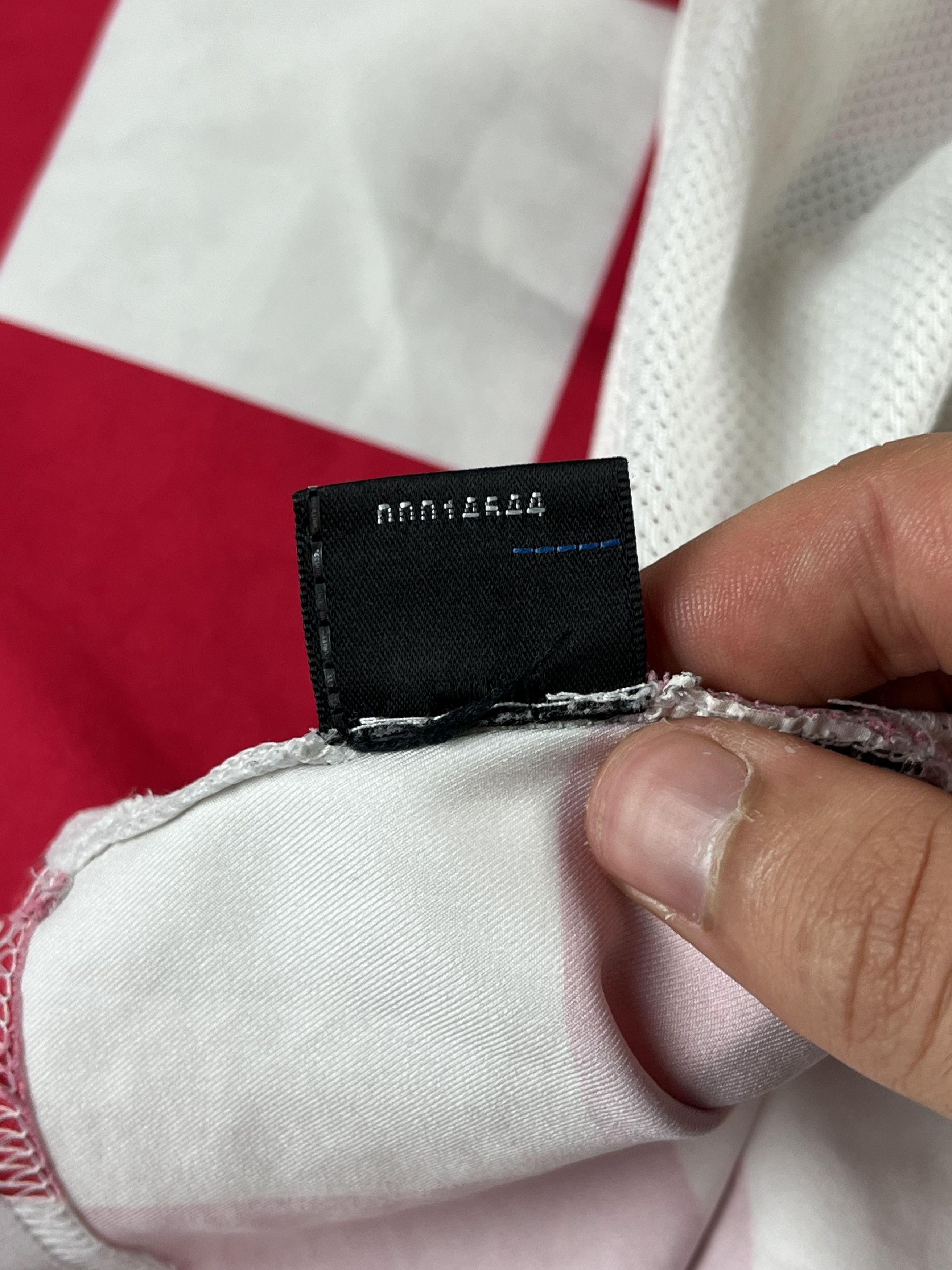 Nike Bloke Core! Rare Nike Croatia 2002/04 Jersey Size US XL / EU 56 / 4 - 6 Thumbnail