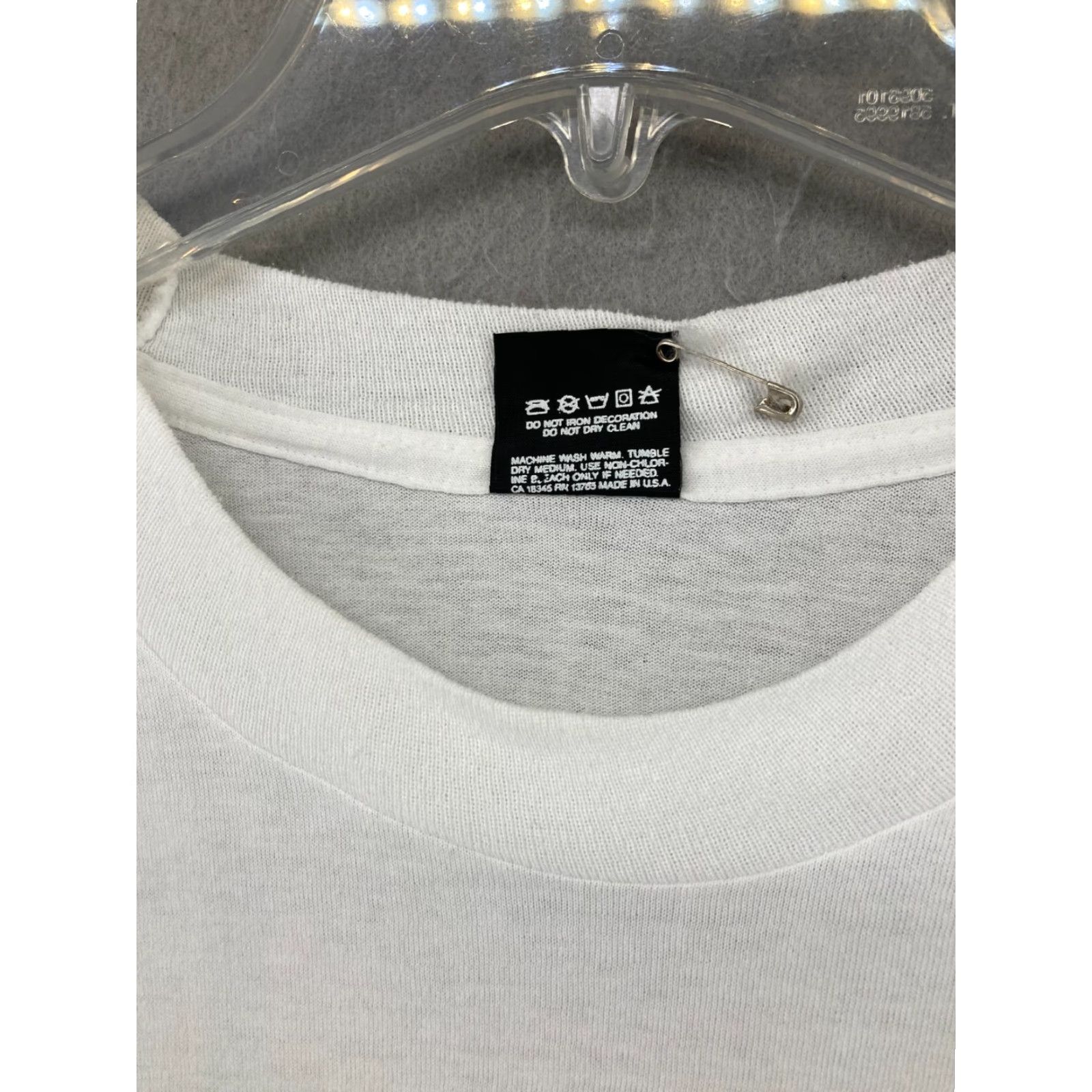 Vintage VINTAGE Screen Stars Best Mens TShirt XL White USA MADE Graphic Print Crew Neck Short Sleeve Cotton Polyester Jersey Patriotic 90s Flag USA Mens Size US XL / EU 56 / 4 - 6 Thumbnail