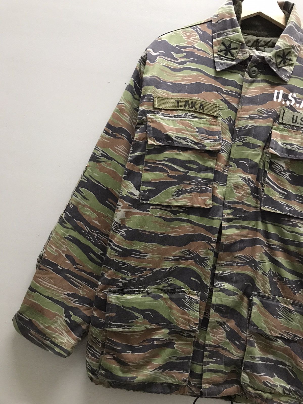 Guerrilla Group Vintage 60s U.S Army Tiger Stripe Camo Jacket Size US L / EU 52-54 / 3 - 3 Thumbnail