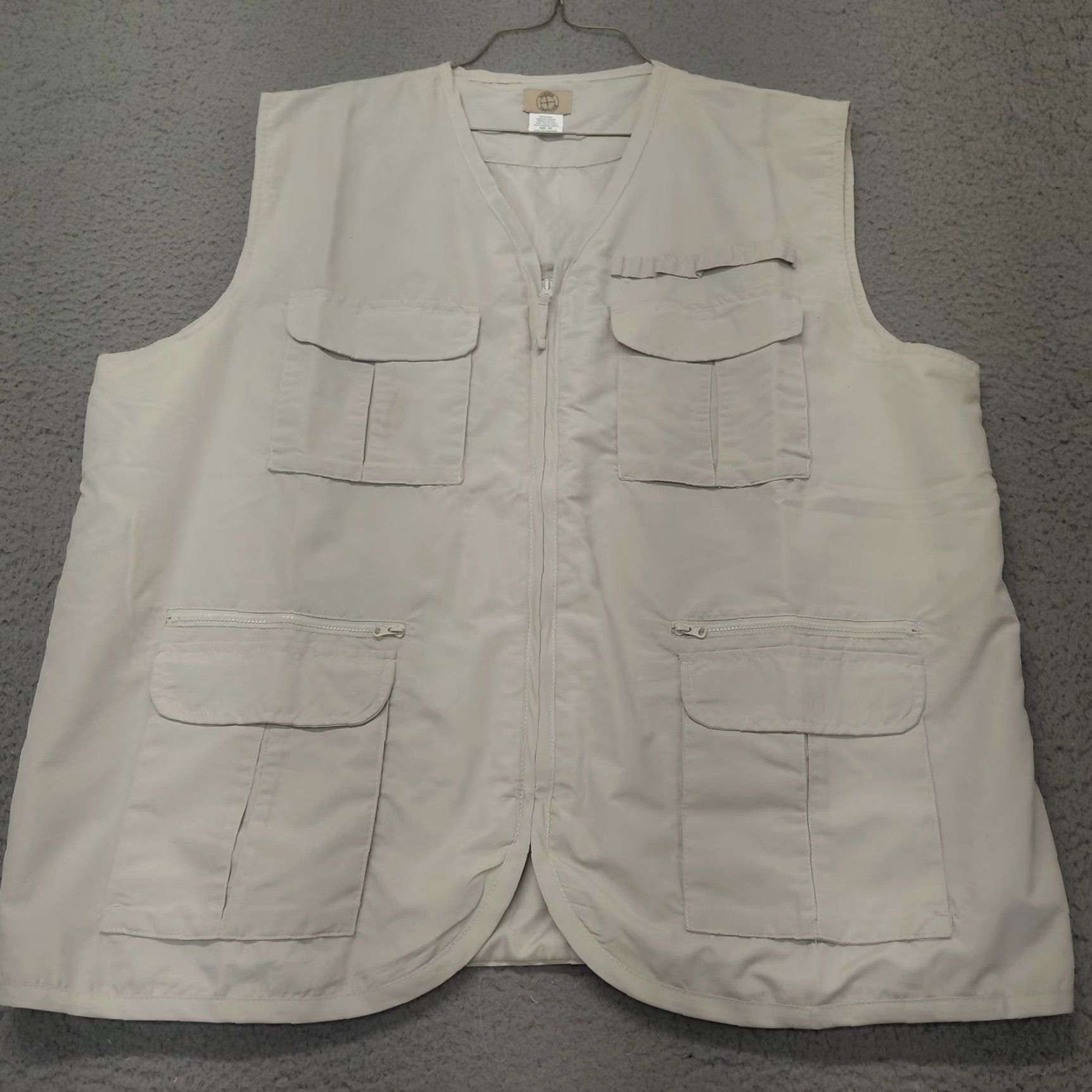 Haband Haband Travelers Vest Men's XXL Tan Fishing Hiking Camping Zip Front Pockets EUC Vest (2XL) Brown Softshell Zipper Front Pockets Travel Hiking Men Size US XXL / EU 58 / 5 - 7 Thumbnail
