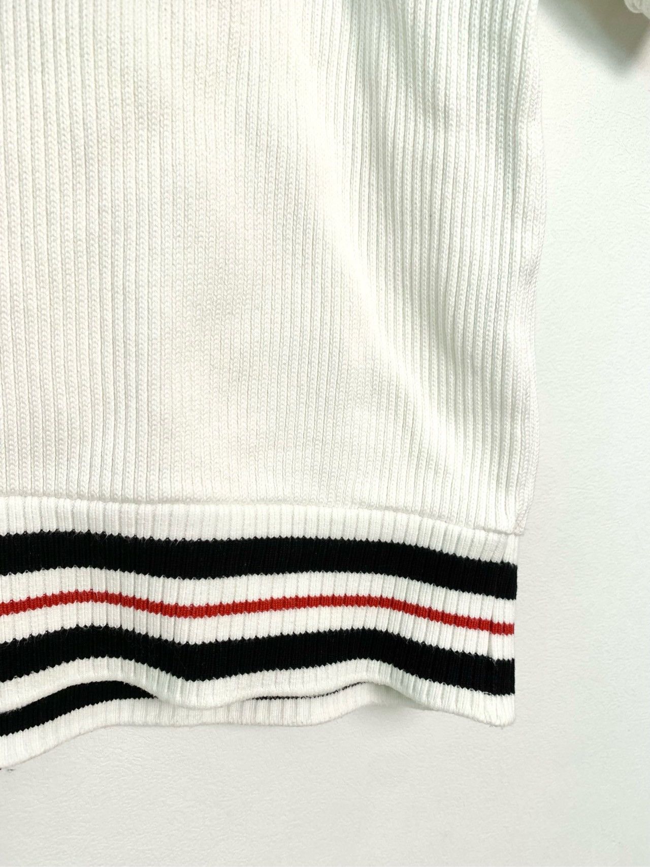 Thom Browne Thom Browne Tricolor Striped Trim Short Sleeve T-Shirt K26WX Size M / US 6-8 / IT 42-44 - 4 Thumbnail