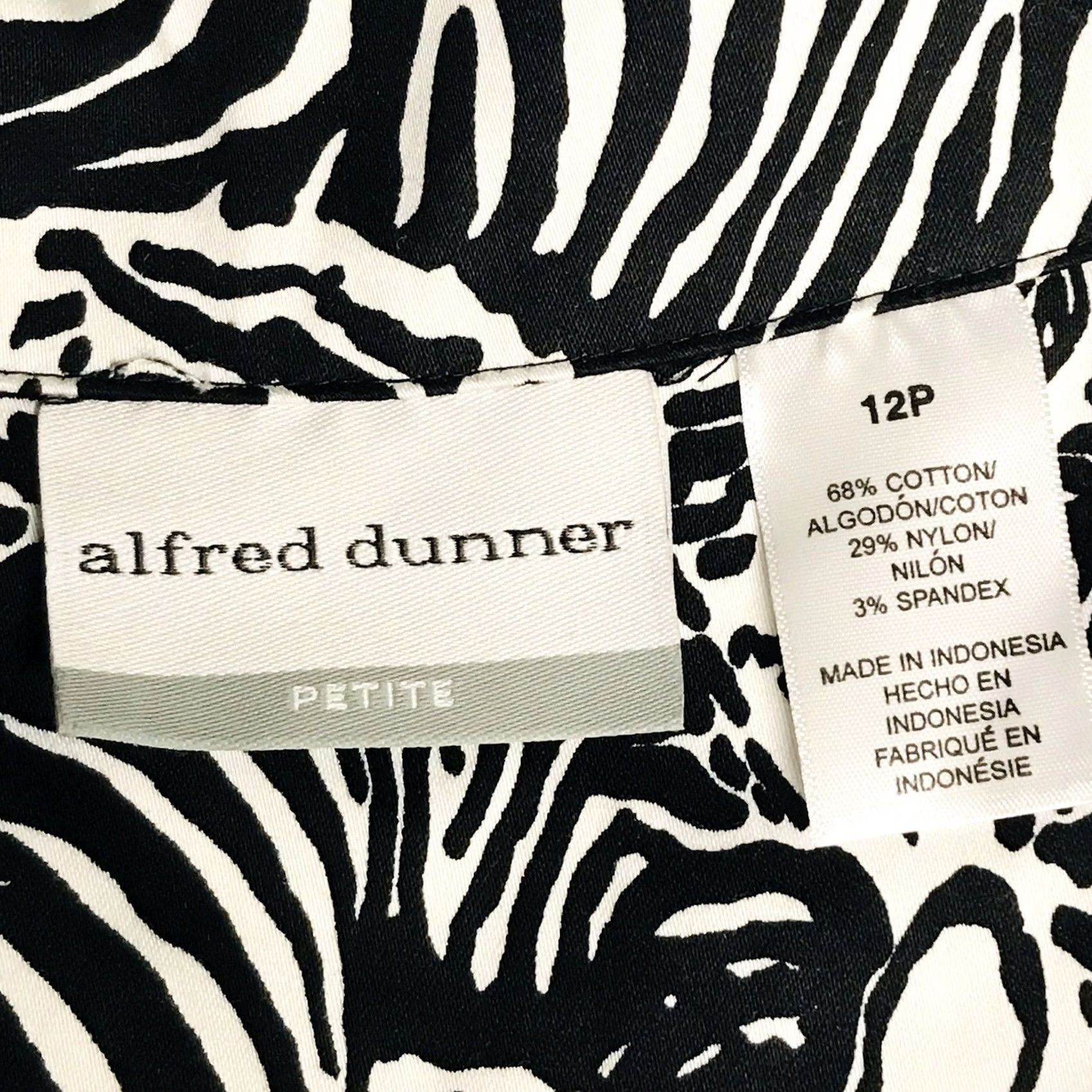 Vintage Alfred Dunner Zebra Kenya Stretch Button-Up Blazer Jacket 12P Petite Black/White Women Jeans? Size XL / US 12-14 / IT 48-50 - 3 Thumbnail