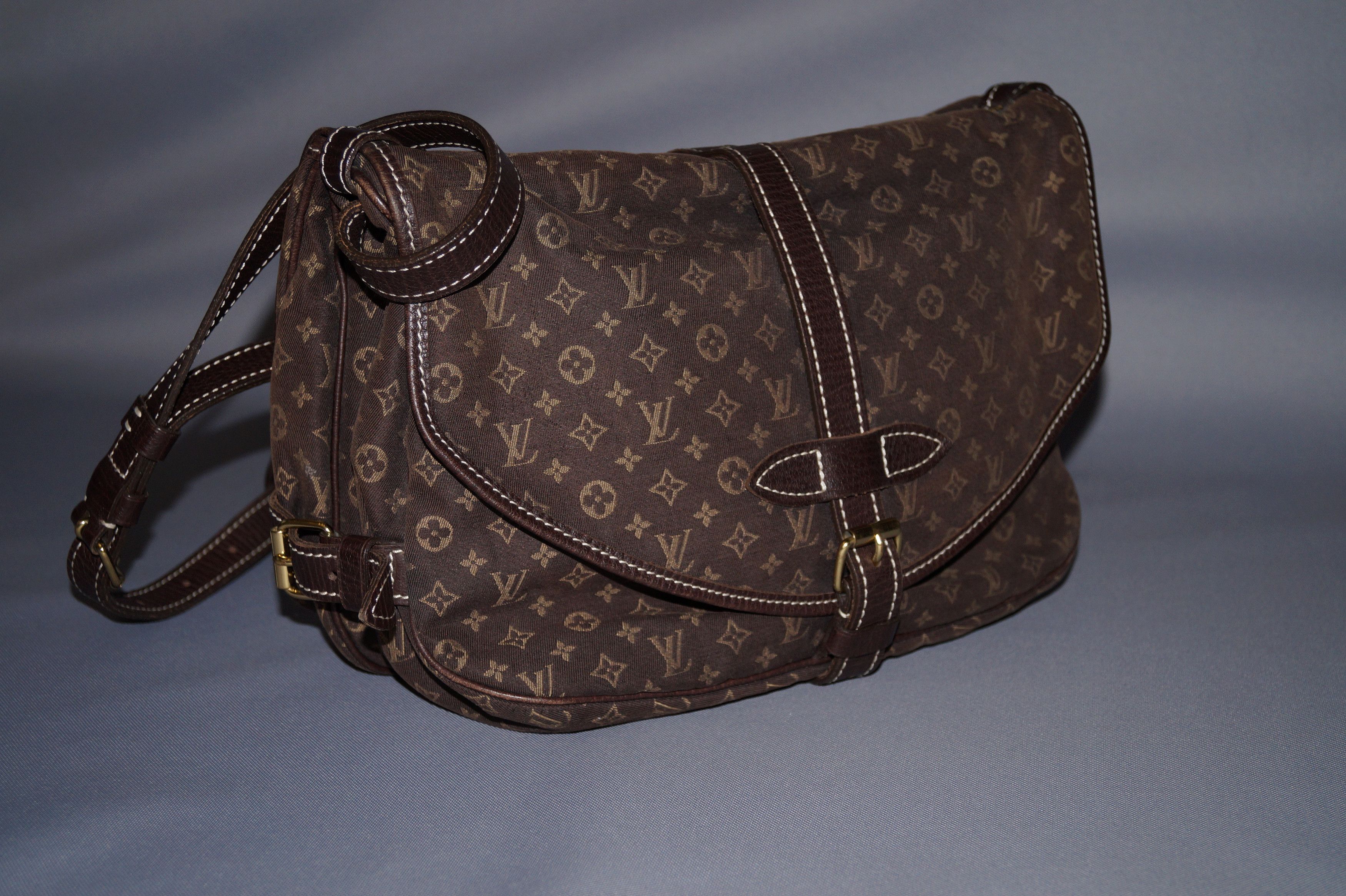 Louis Vuitton Louis Vuitton Saumur shoulder bag Monogram canvas Size ONE SIZE - 3 Thumbnail