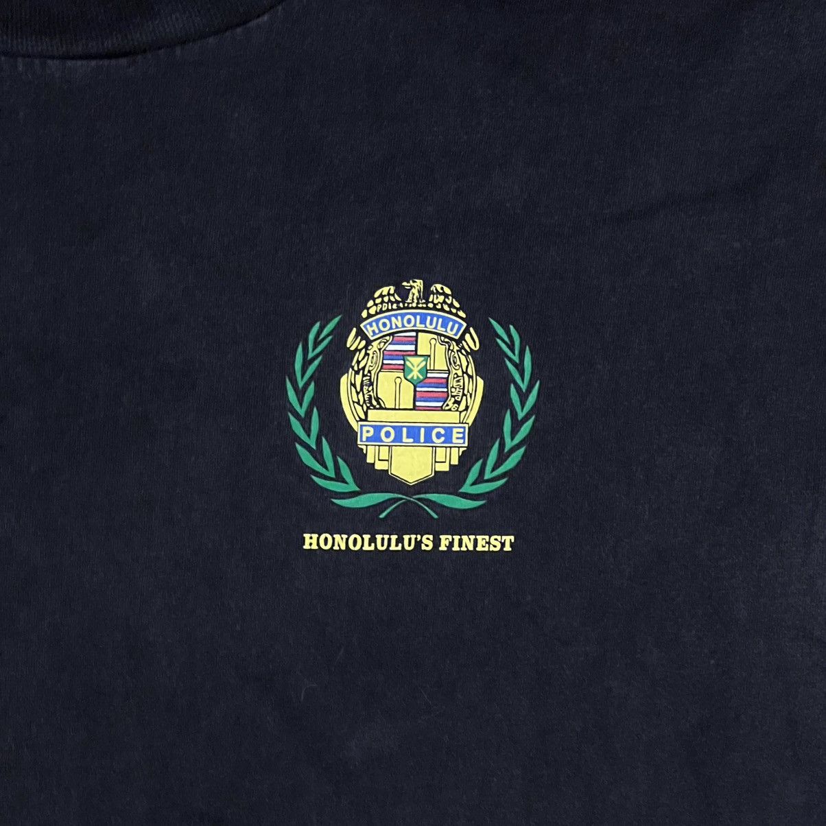 Tultex Vintage Honolulu’s Finest Police Black T Shirt 2XL Size US XXL / EU 58 / 5 - 3 Thumbnail