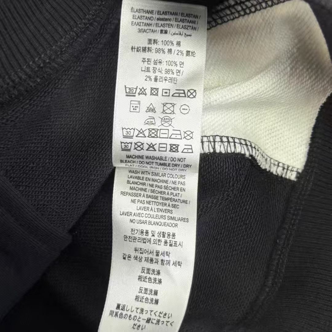 Burberry Burberry Black Zip-Up Hoodie Jacket-yw Size US S / EU 44-46 / 1 - 5 Thumbnail