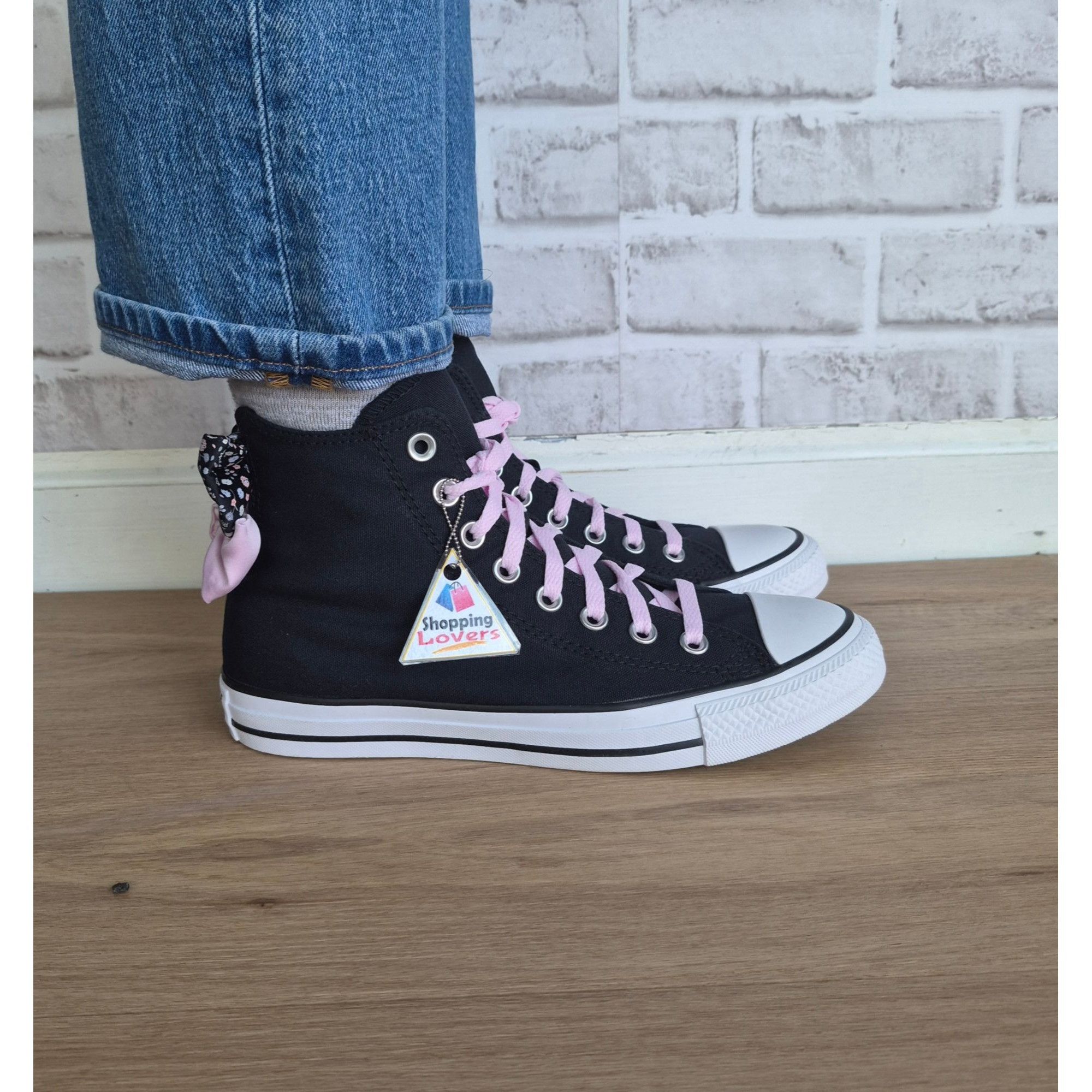 Converse ⭐Converse Chuck Taylor Hi Floral Bow Sz 8 Mens Shoes Sneaker Size US 8 / EU 41 - 6 Thumbnail