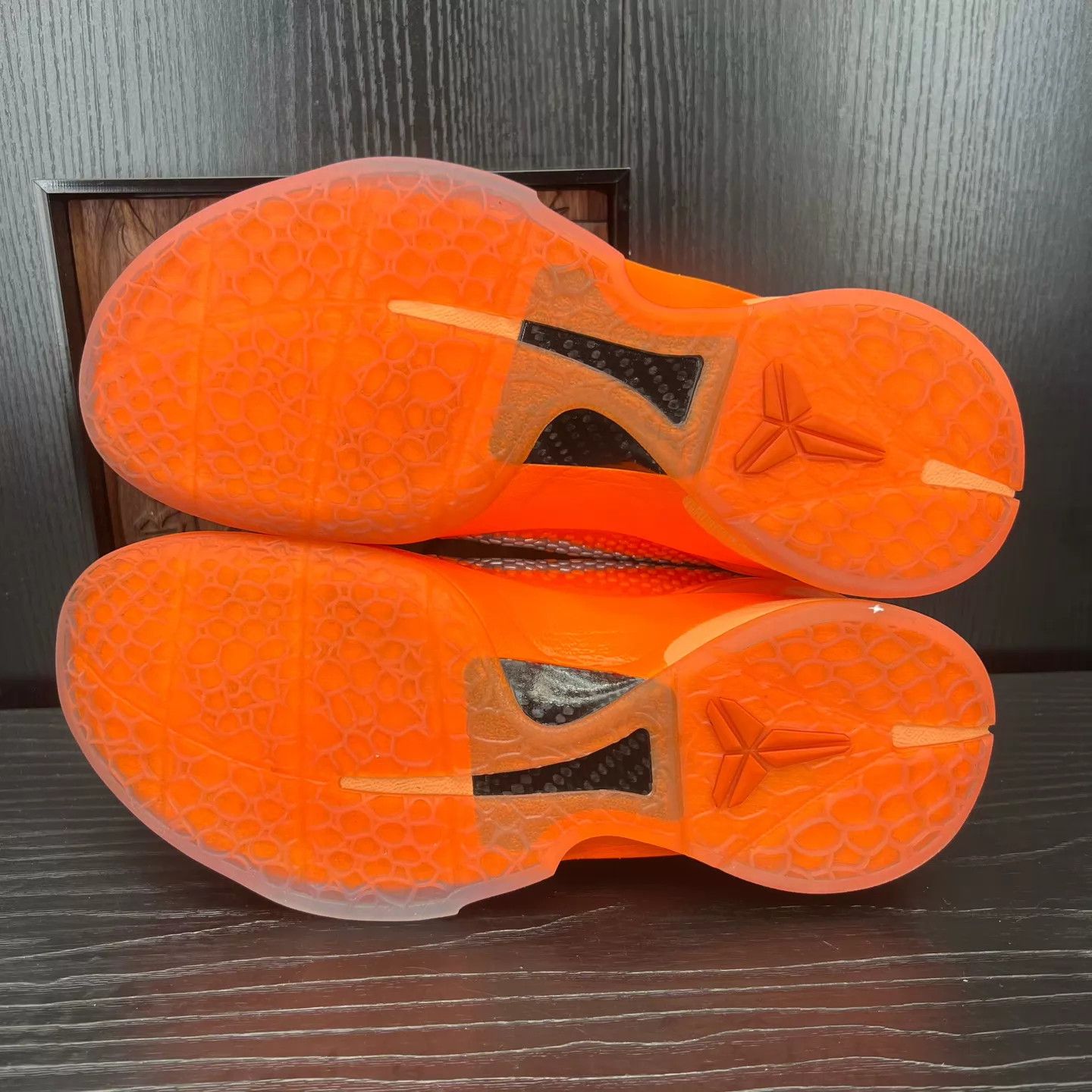 Nike Nike Kobe 6 Orange Silver 42.5 Like New Size US 9.5 / EU 42-43 - 6 Thumbnail