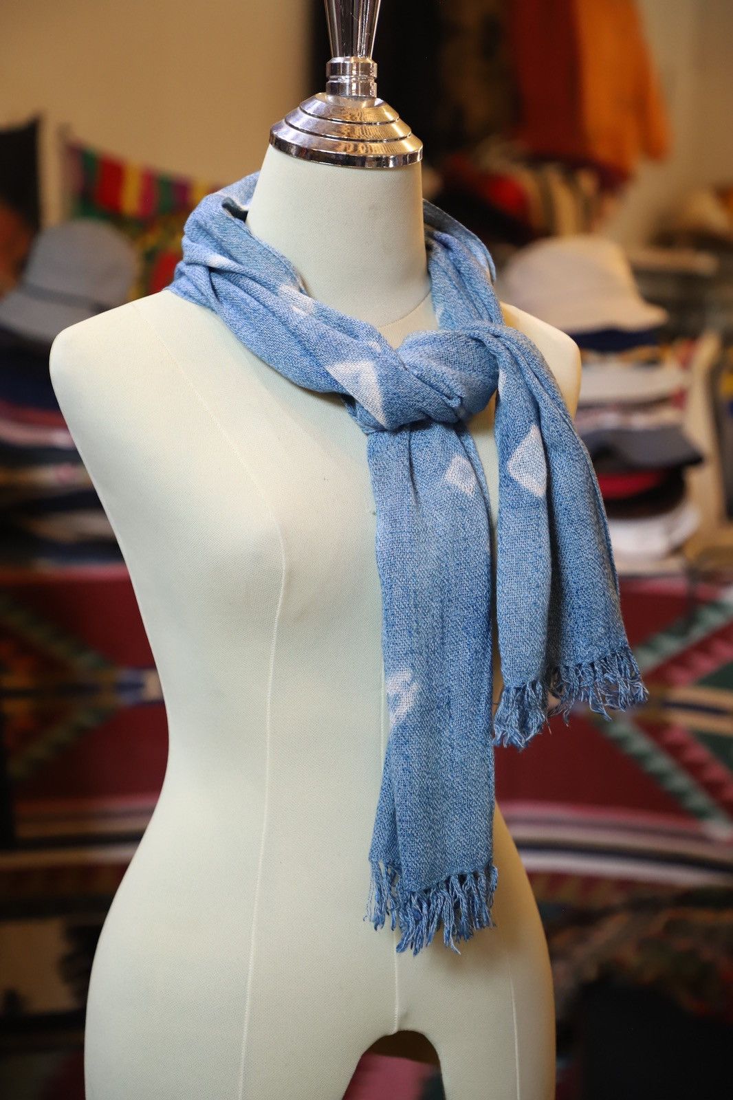 Japanese Brand Scarf Indigo dyeing, hand weaving natural cotton, long stole Size ONE SIZE - 5 Thumbnail