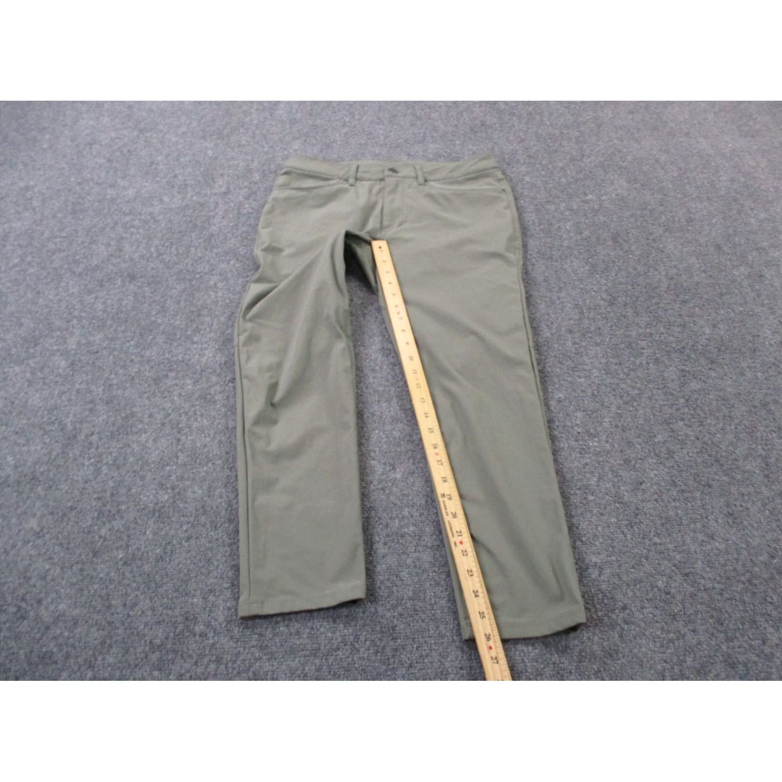 Lululemon Lululemon Pants Mens 30 ABC Slim Chino Business Preppy Warpstreme lm5ad7s Size US 30 / EU 46 - 3 Thumbnail