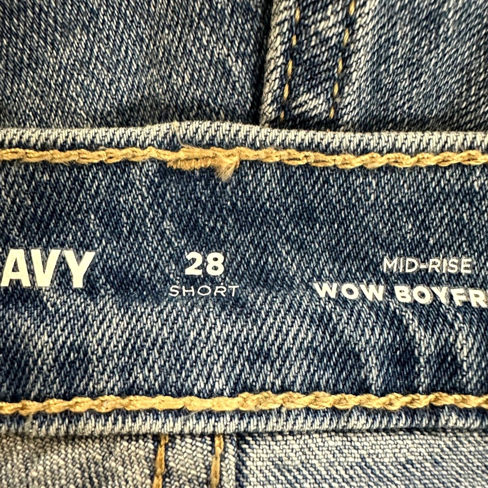 Old Navy Old Navy Womens Wow Boyfriend Jeans 28 Short Blue Distressed Mid-Rise Stretch NEW Size 28" / US 6 / IT 42 - 6 Thumbnail