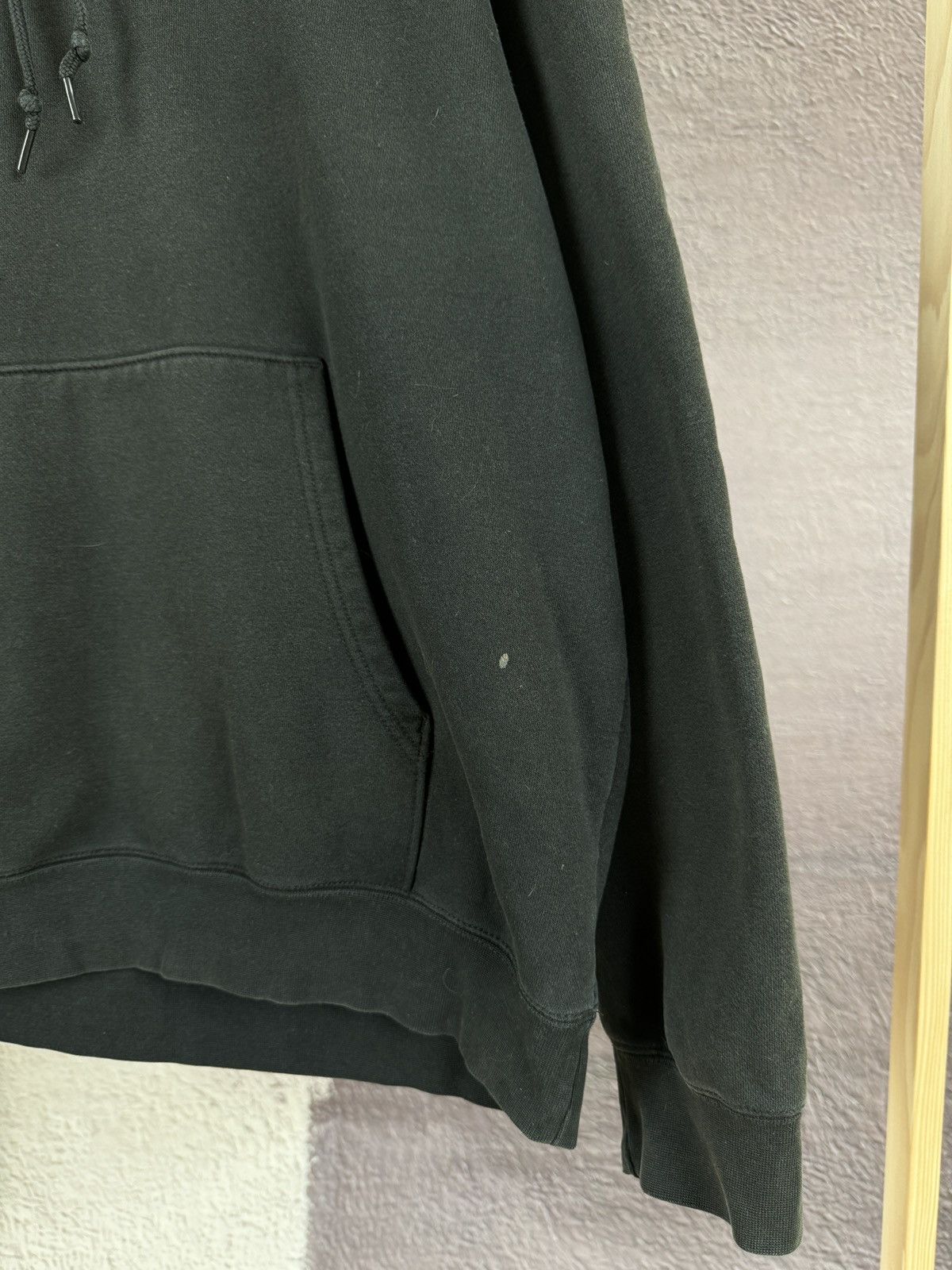 Obey Obey vintage black oversized small logo distressed hoodie Size US L / EU 52-54 / 3 - 3 Thumbnail