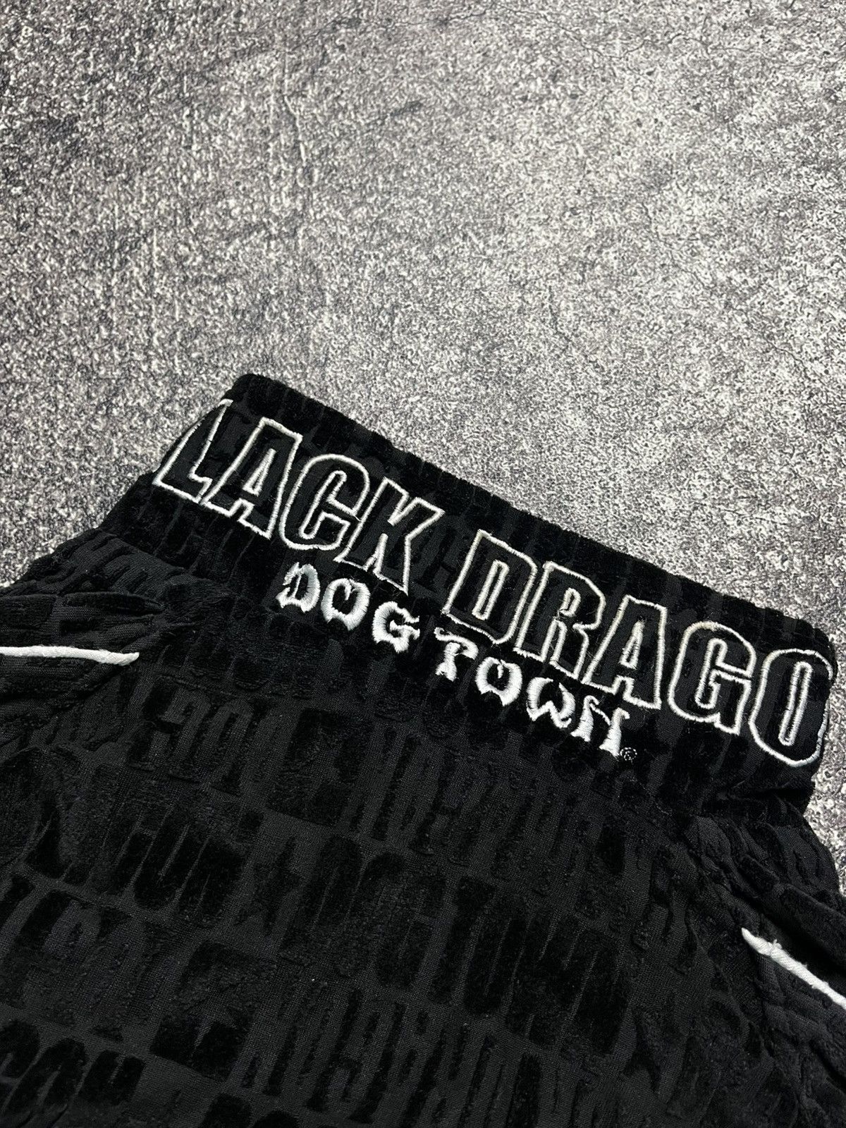 Dogtown Vintage Dogtown Black Dragon Monogram Y2K Track Jacket Size US XXL / EU 58 / 5 - 4 Thumbnail