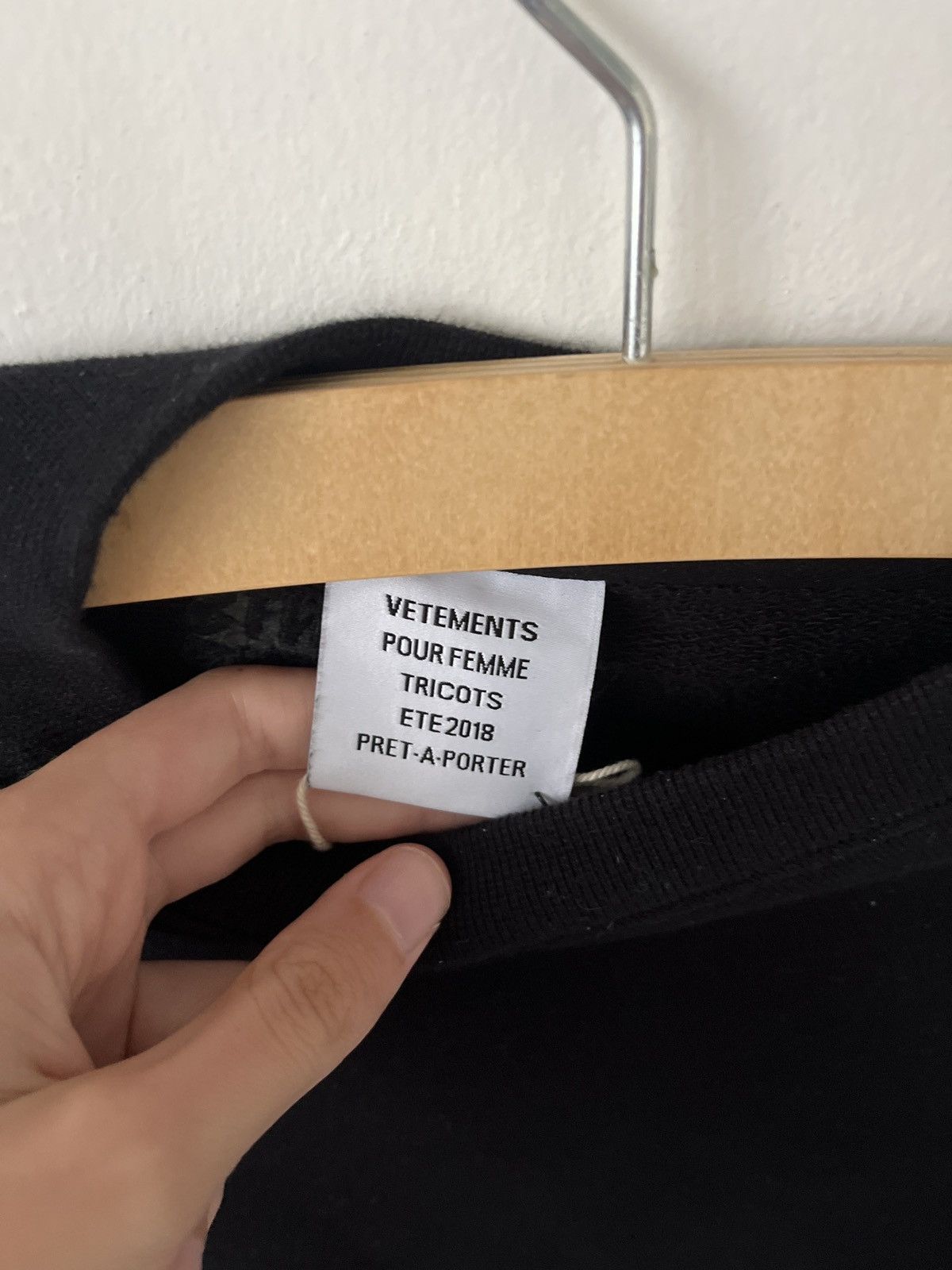 Vetements New vetements deconstructed archive sweatshirt Size XS / US 0-2 / IT 36-38 - 1 Thumbnail