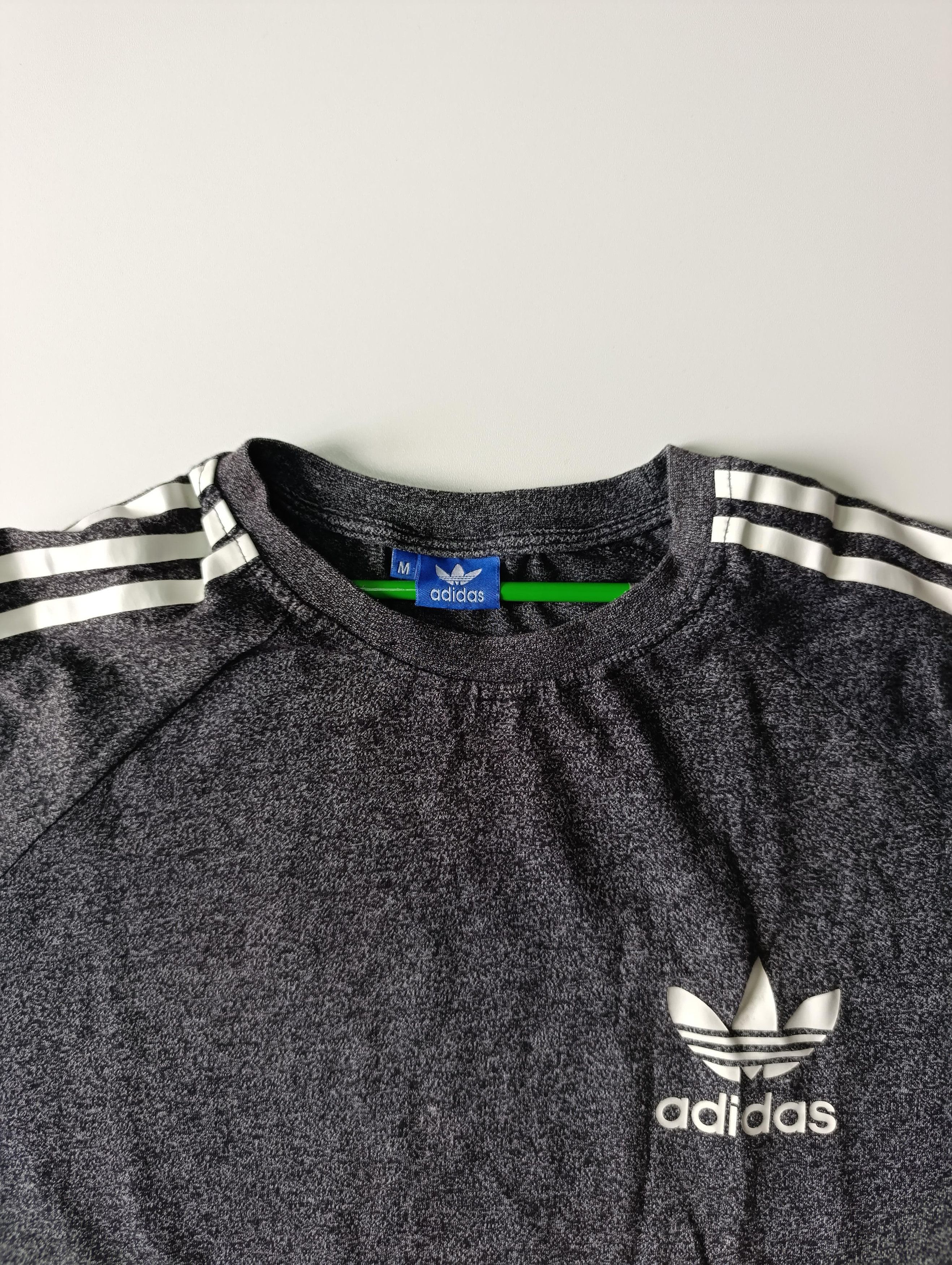 Adidas Adidas Vintage T-Shirt | Classic Logo | Size M | Grey Size US M / EU 48-50 / 2 - 2 Thumbnail