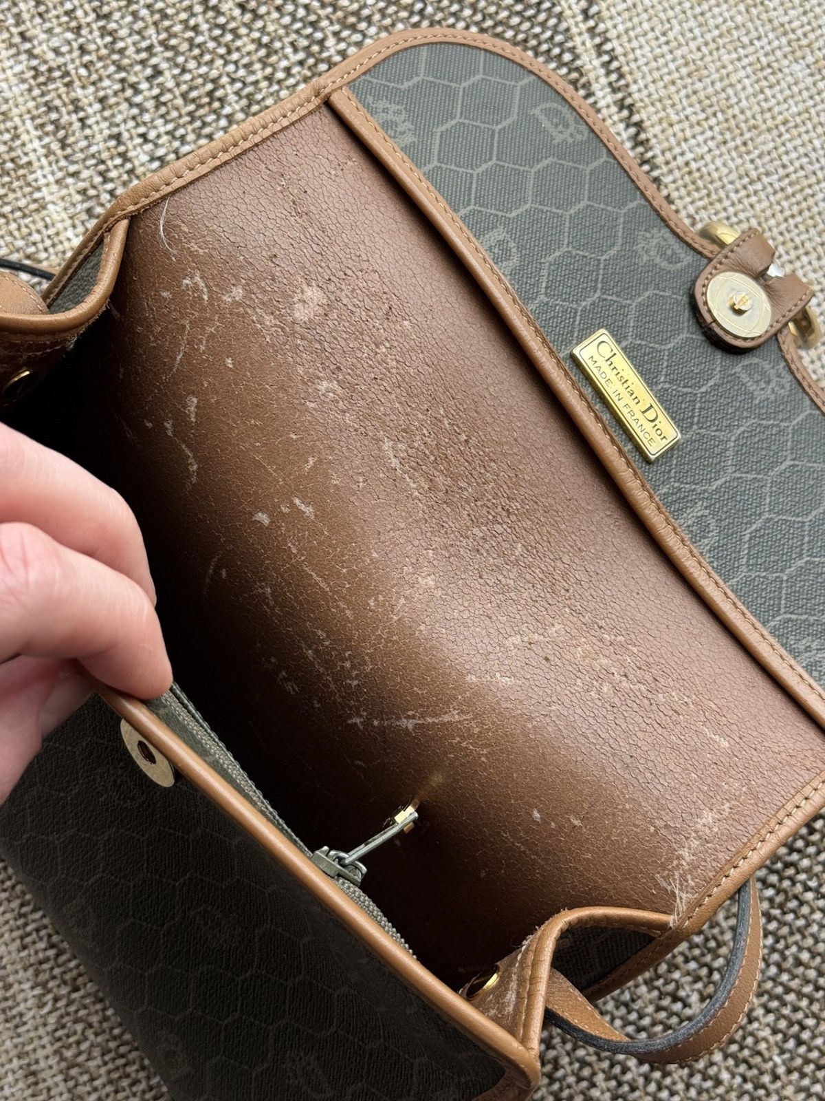 Dior Christian Dior Vintage Khaki Honeycomb Canvas Leather Bag Size ONE SIZE - 12 Thumbnail