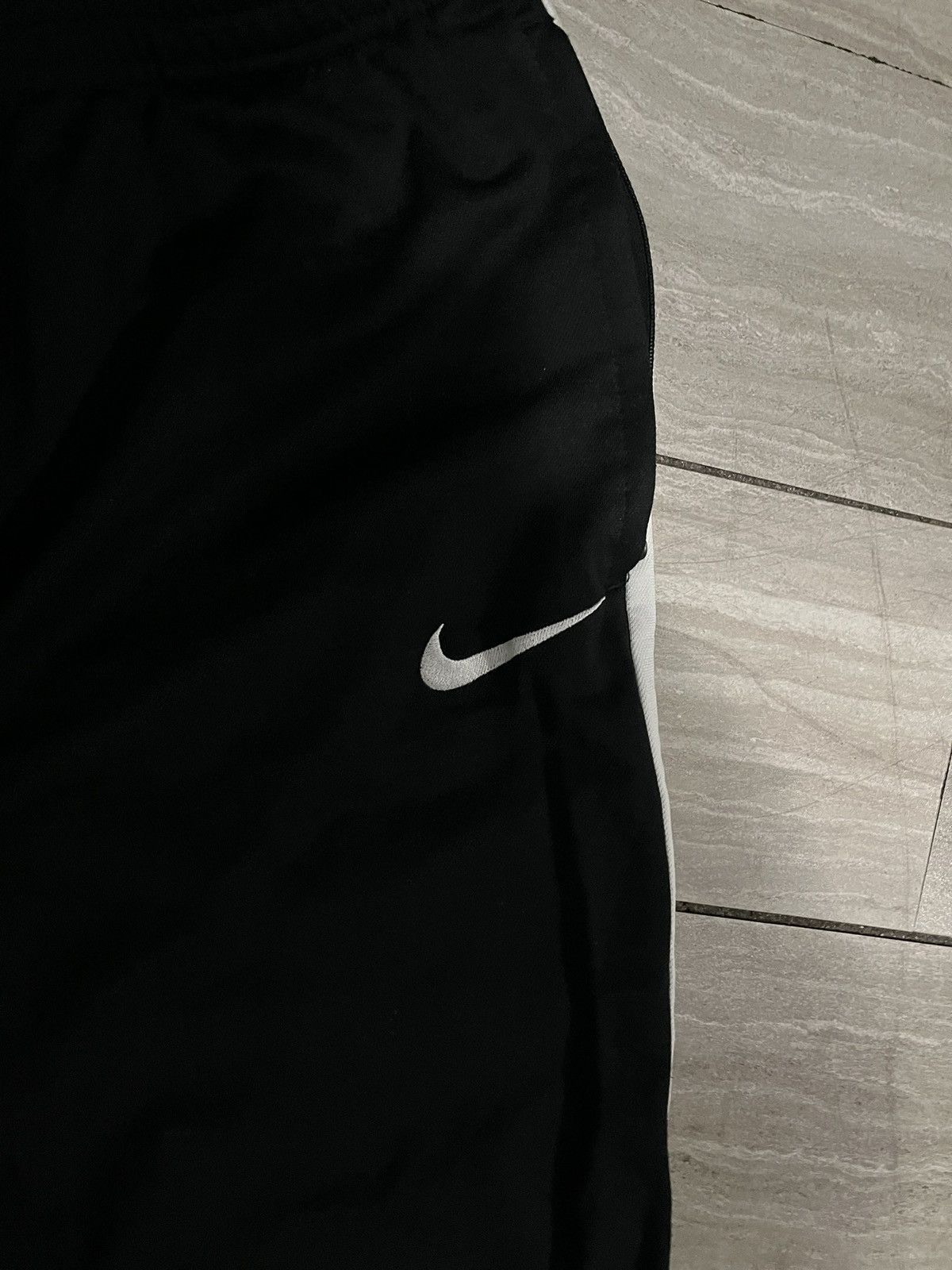 Nike Nike track pants Size US 34 / EU 50 - 2 Thumbnail