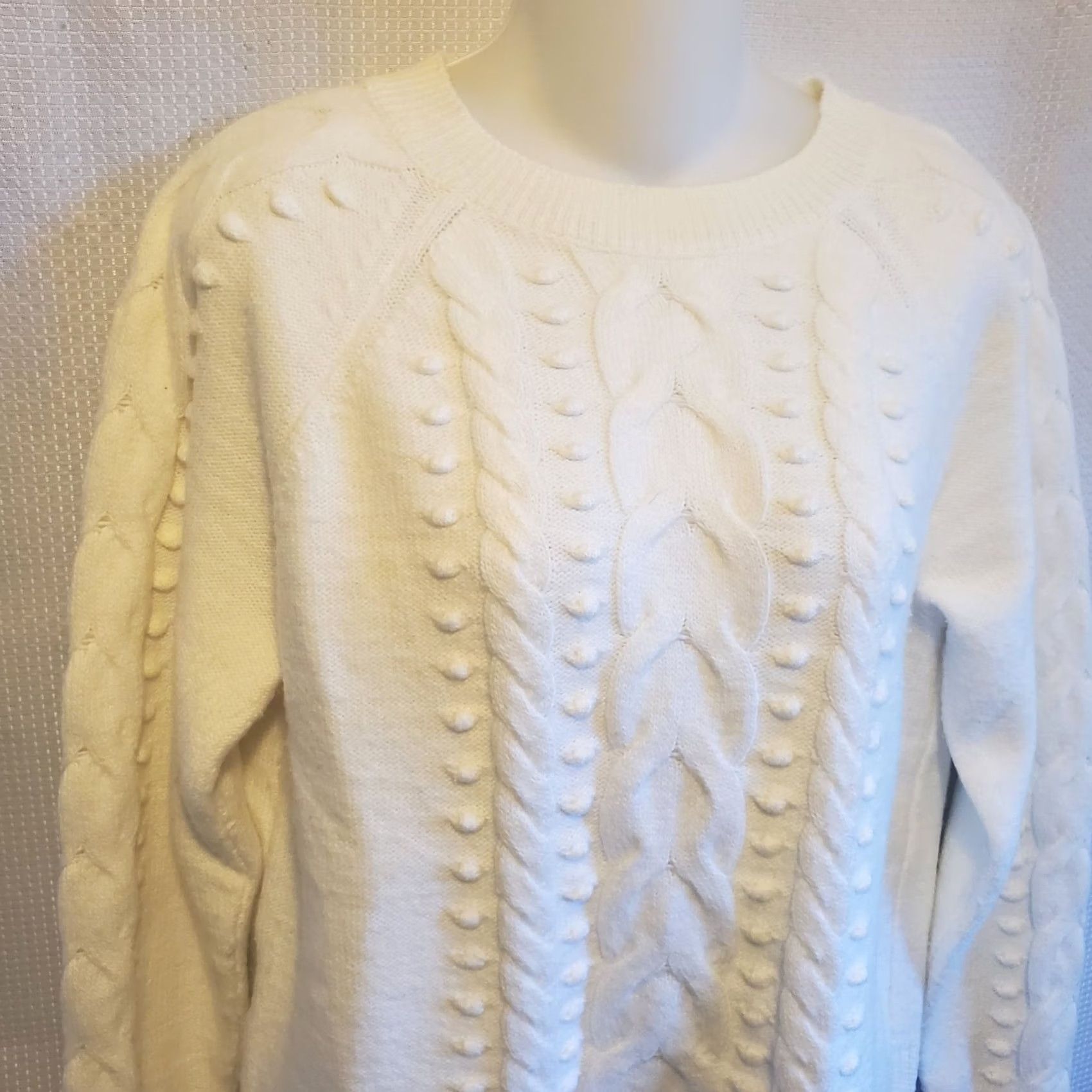 Ann Taylor Ann Taylor White Sweater Womens Sz Medium Cable Knit Soft L/S Winter Warm Size M / US 6-8 / IT 42-44 - 2 Thumbnail
