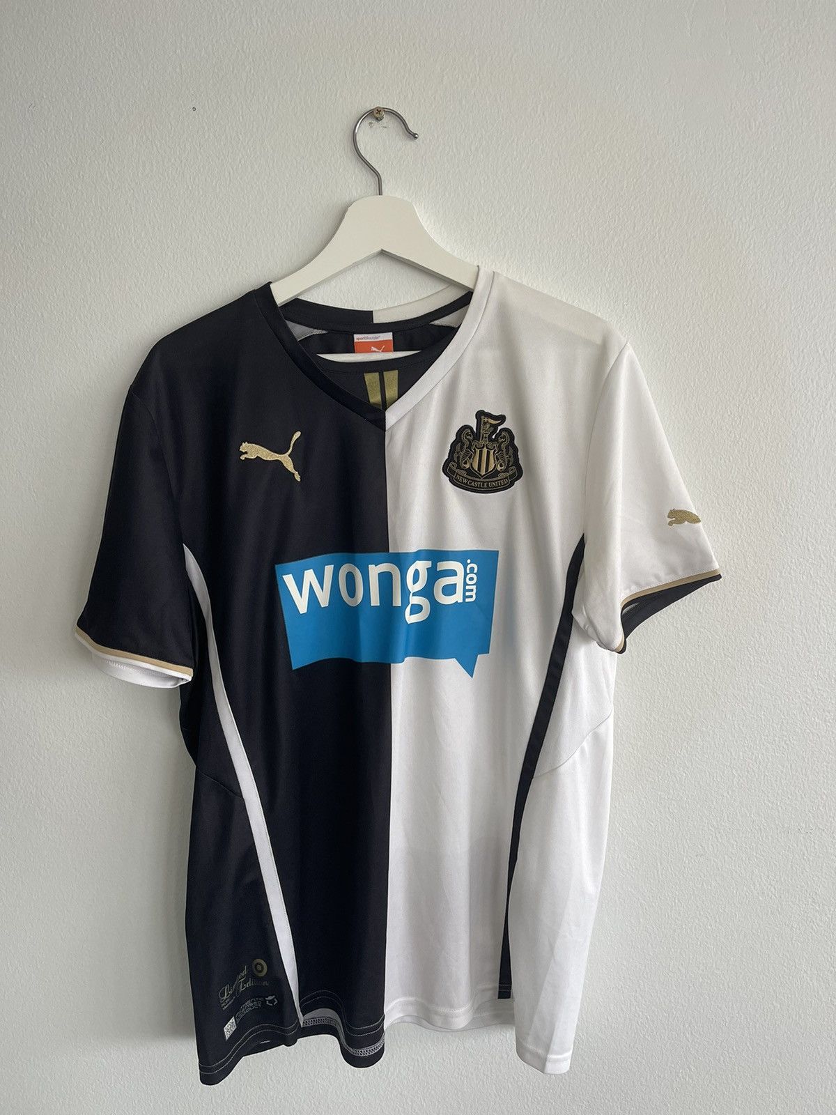 Puma Newcastle United 2013-2014 Limited Edition Members Only Kit Size US M / EU 48-50 / 2 - 1 Thumbnail
