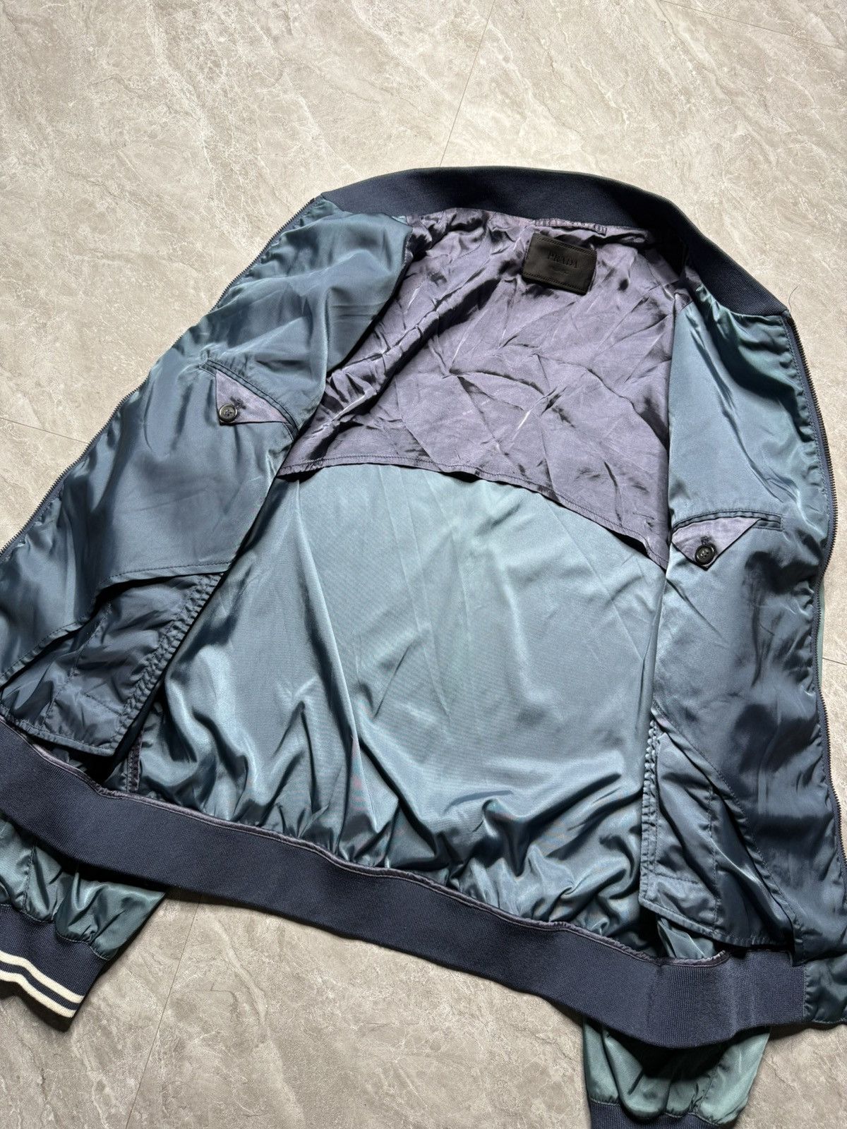 Prada Prada F/W 14 Plate Logo Nylon Bomber Jacket Size US L / EU 52-54 / 3 - 7 Thumbnail