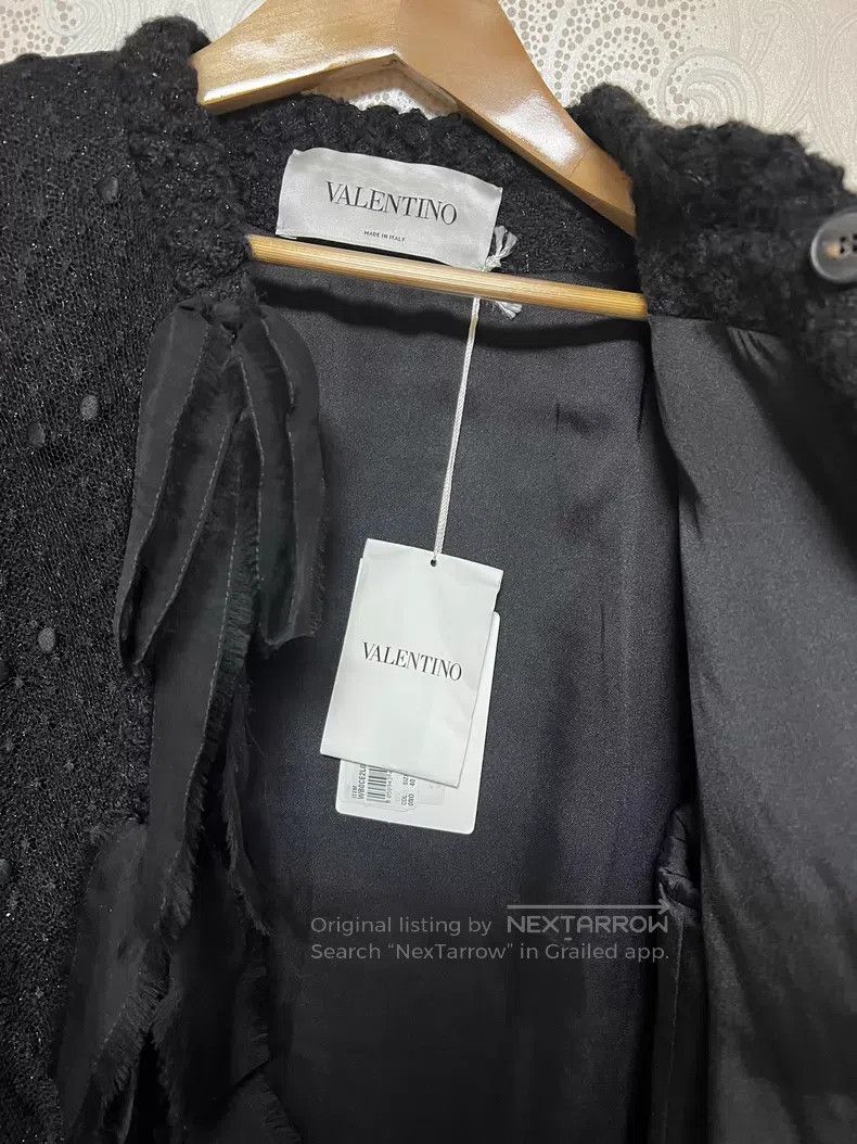 Valentino Valentino Little fragrant black coat Size M / US 6-8 / IT 42-44 - 4 Thumbnail