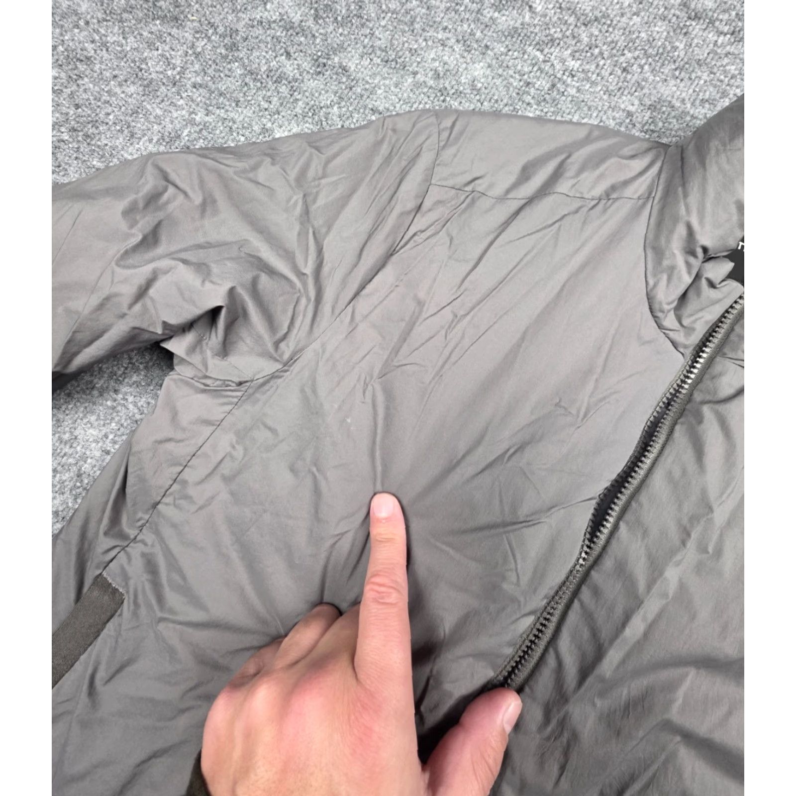 Theory Theory Bomber Jacket Men M Gray Full Zip Nylon Lightweight Lined Marks Size M / US 6-8 / IT 42-44 - 6 Thumbnail