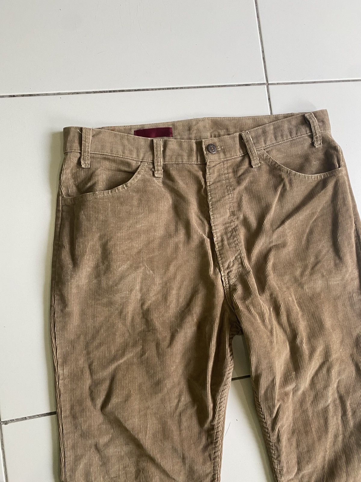 Levi's Vintage Clothing Vintge Levi’s corduroy two Navajo back pocket Size US 38 / EU 54 - 4 Thumbnail