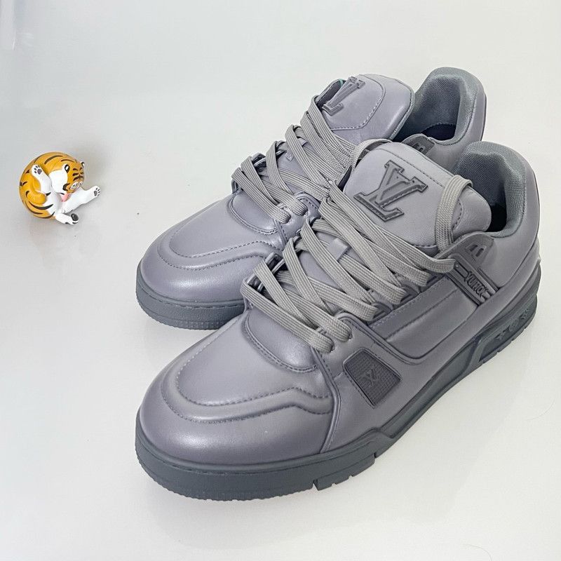 Louis Vuitton Louis Vuitton Trainer Low-top Sneakers in Black -2508 Size US 8 / EU 41 - 1 Thumbnail