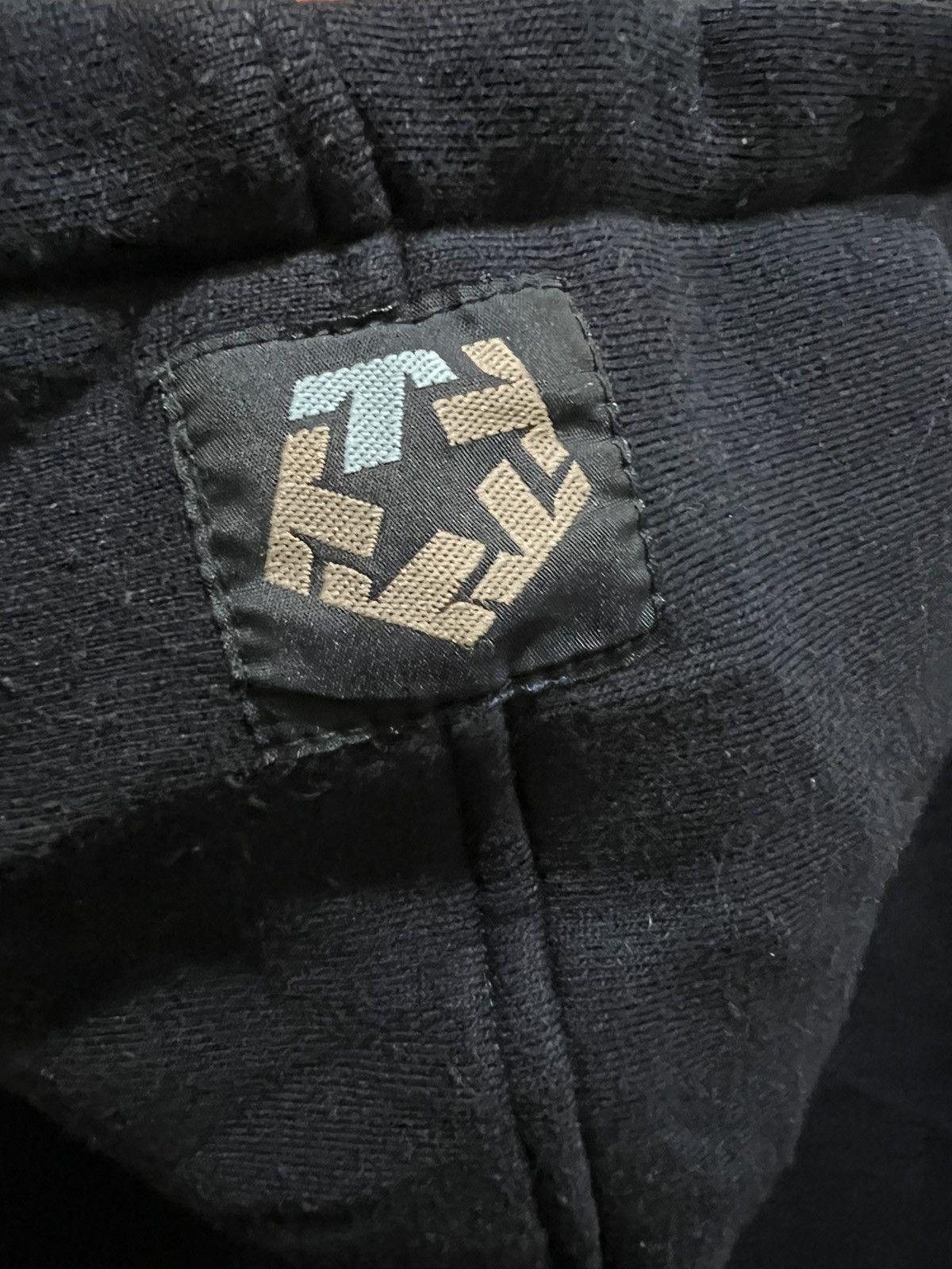 Tribal Streetwear vintage y2k tribal gear taped logo hoodie Size US XL / EU 56 / 4 - 8 Thumbnail