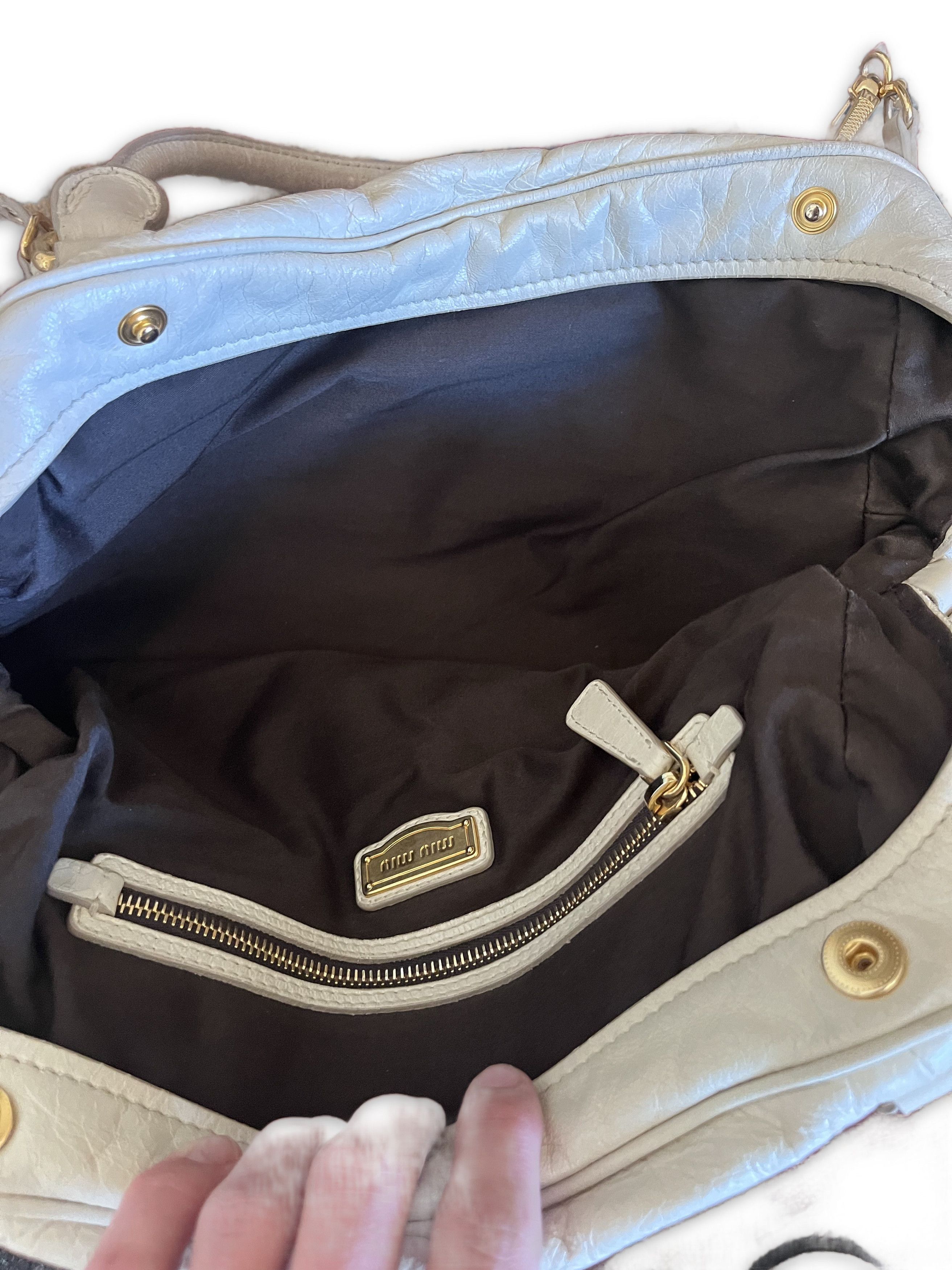 Miu Miu Miu Miu - Crinkled Leather Cream Gold-Tone HW Preloved Size ONE SIZE - 7 Thumbnail